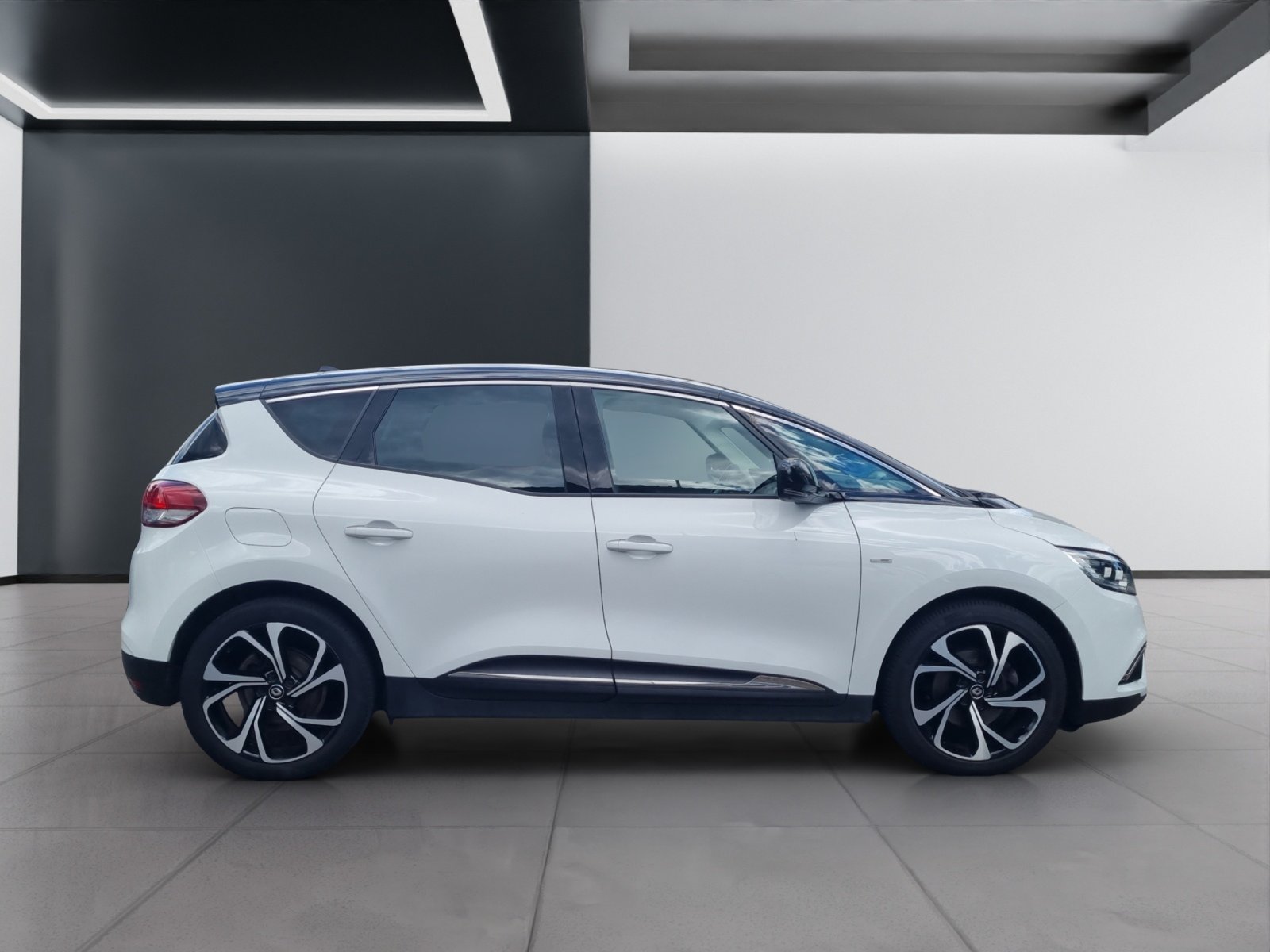 RENAULT Scénic 1.2 TCe 130 Bose, Benzin, Occasion / Gebraucht, Handschaltung - 6