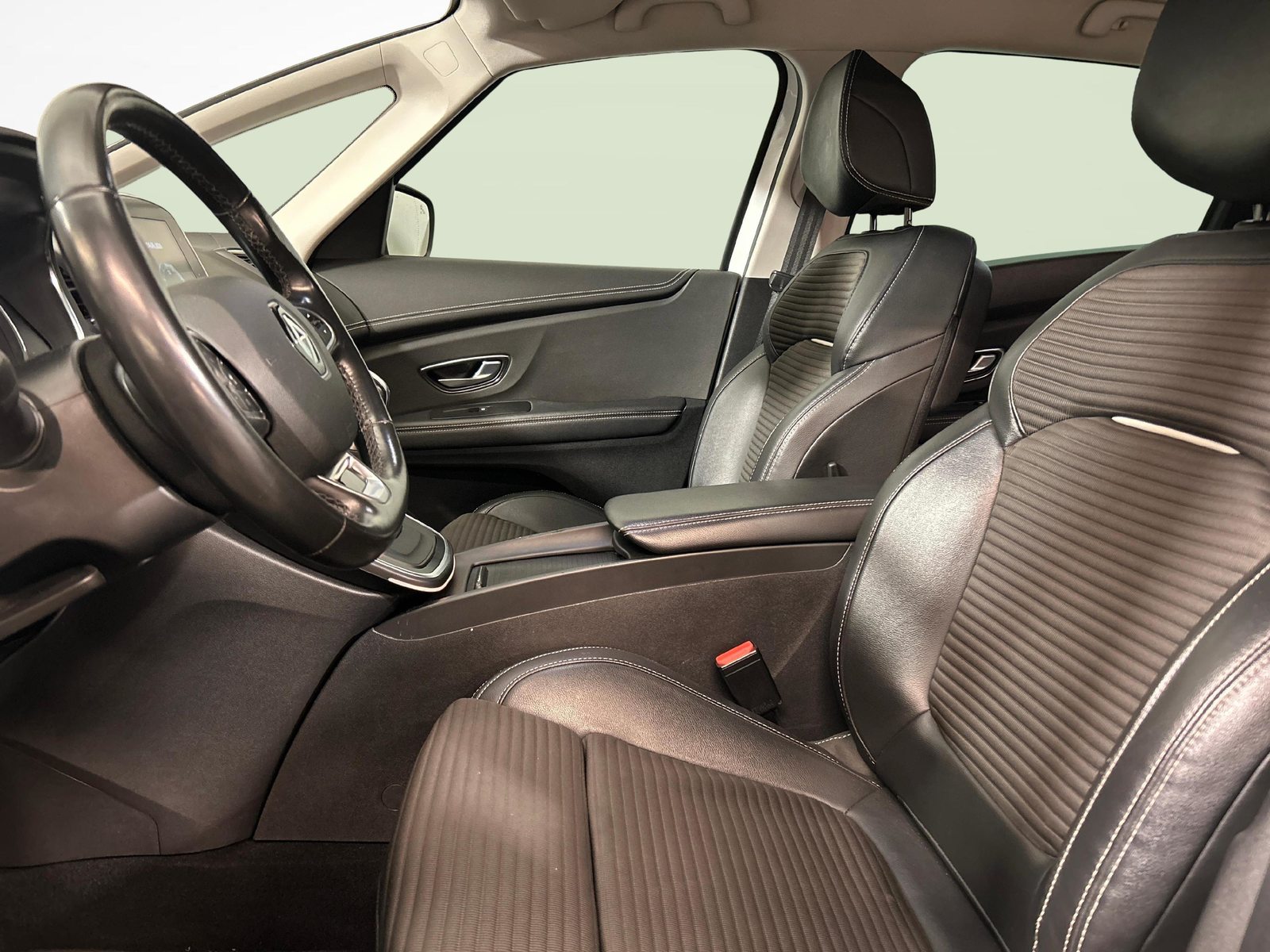 RENAULT Scénic 1.3 TCe 140 Intens Advant. EDC, Benzina, Occasioni / Usate, Automatico - 3