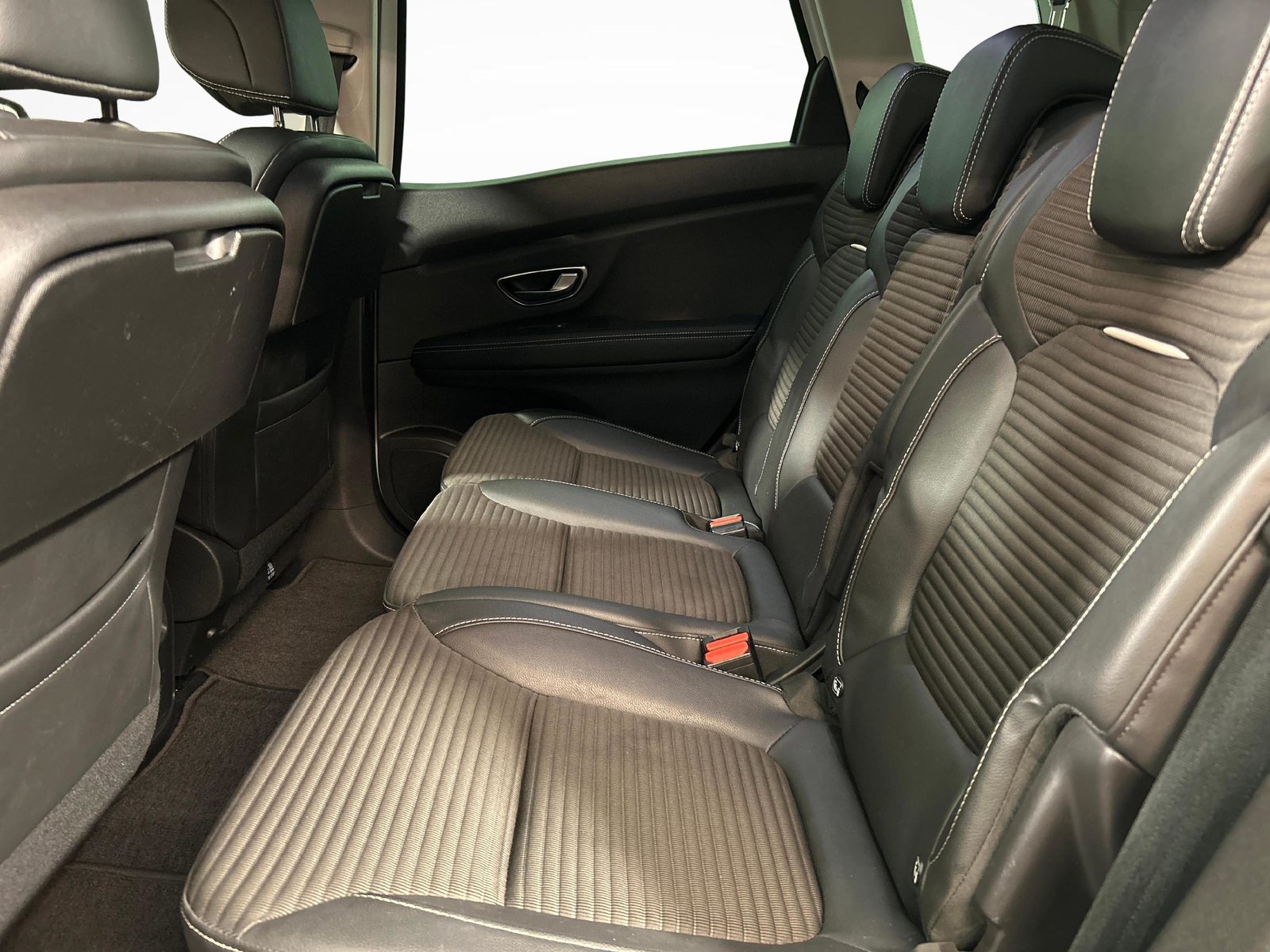 RENAULT Scénic 1.3 TCe 140 Intens Advant. EDC, Benzina, Occasioni / Usate, Automatico - 4