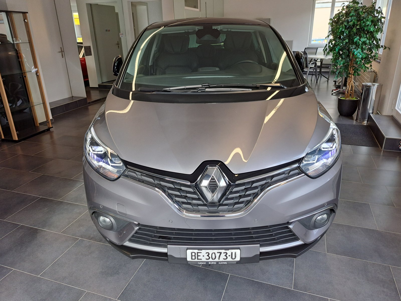 RENAULT Scénic 1.6 dCi Bose EDC, Diesel, Second hand / Used, Automatic - 2