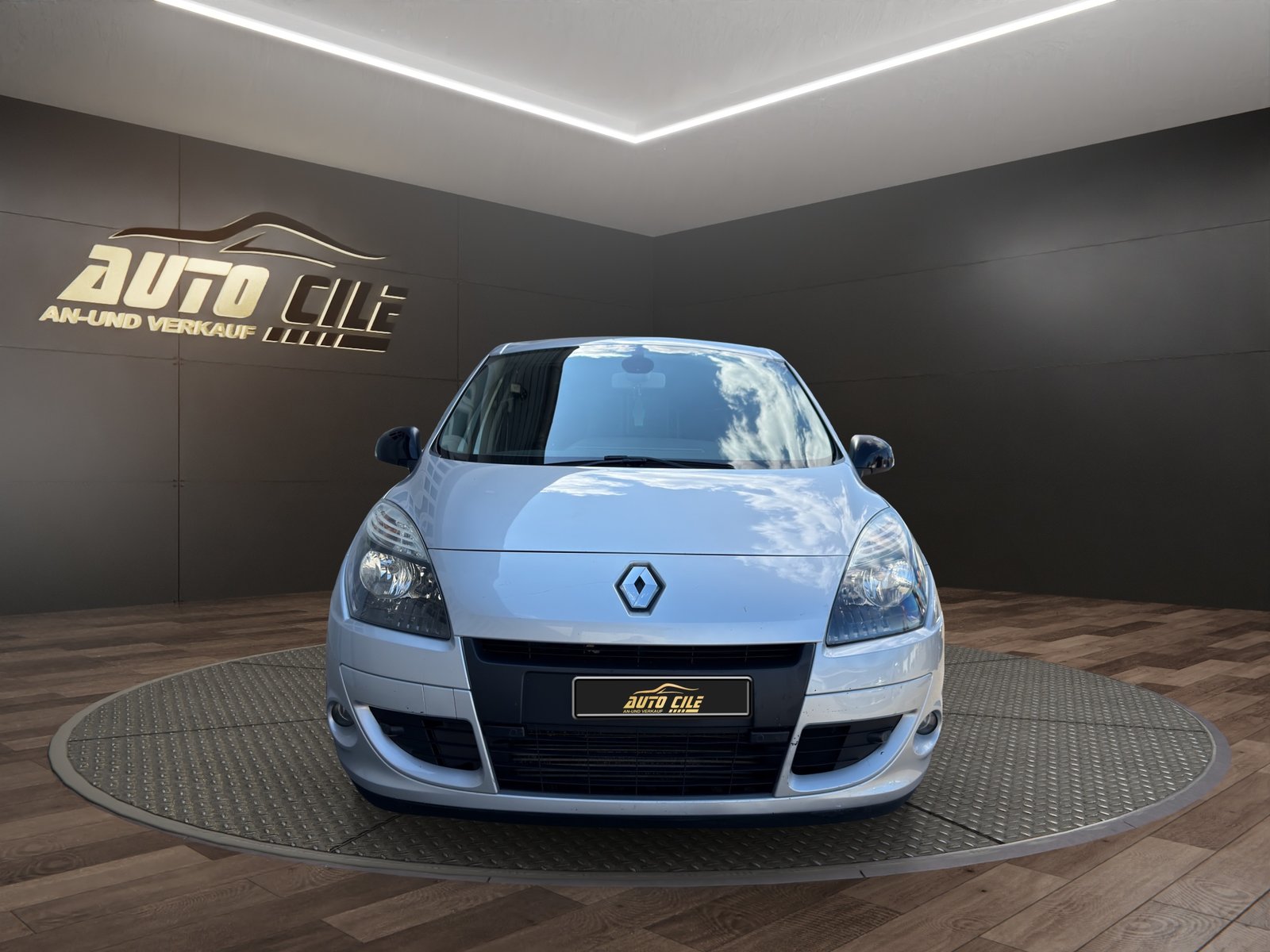 RENAULT Scénic 1.5 dCi Bose EDC, Diesel, Occasion / Gebraucht, Automatik - 2
