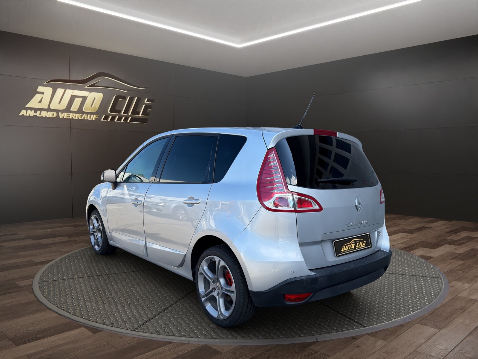 RENAULT Scénic 1.5 dCi Bose EDC, Diesel, Occasion / Gebraucht, Automatik - 6