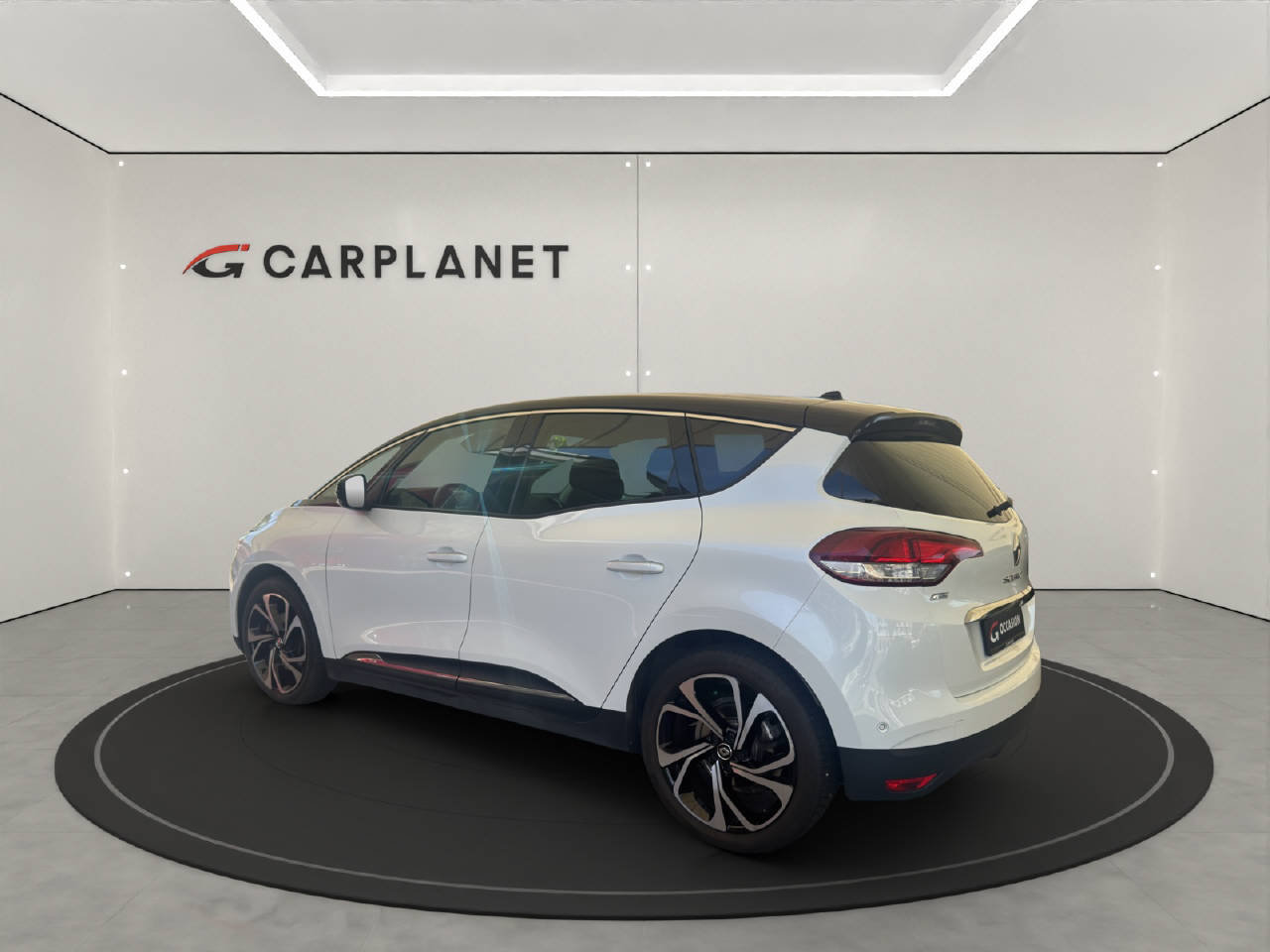 RENAULT Scénic 1.3 TCe 160 Intens Advant. EDC, Petrol, Second hand / Used, Automatic - 4