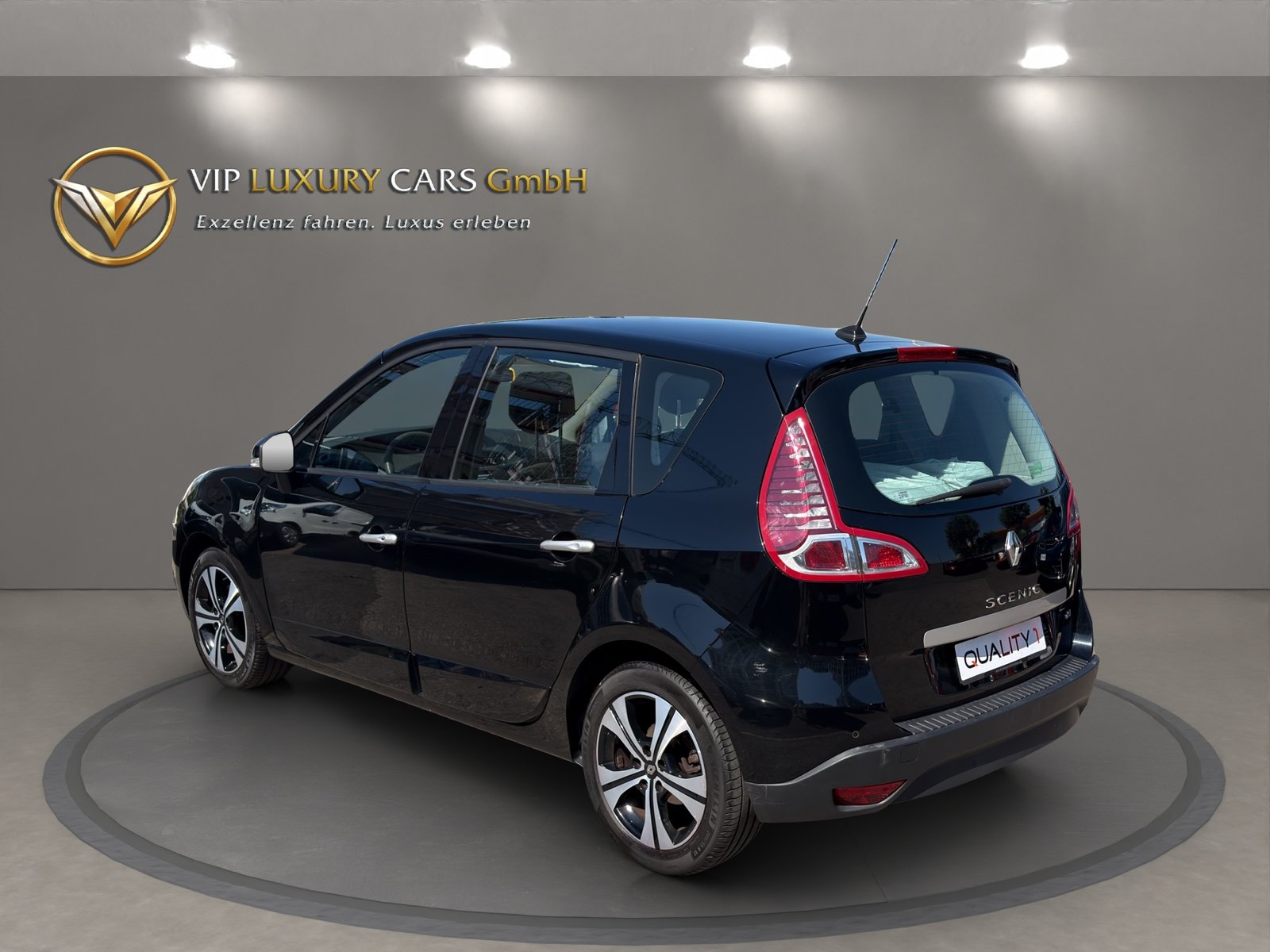 RENAULT Scénic 1.6 dCi Bose, Diesel, Second hand / Used, Manual - 7