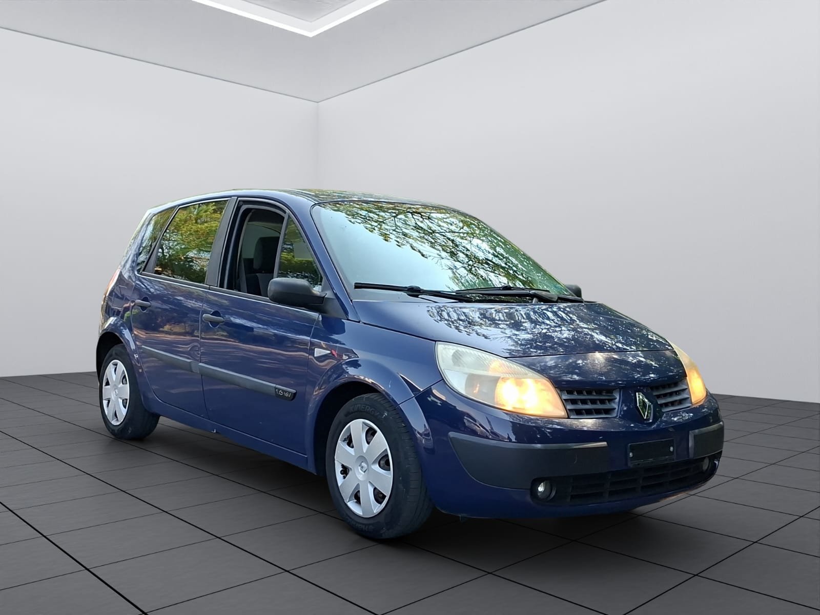 RENAULT Scénic 1.6 16V Dynamique, Essence, Occasion / Utilisé, Manuelle - 3