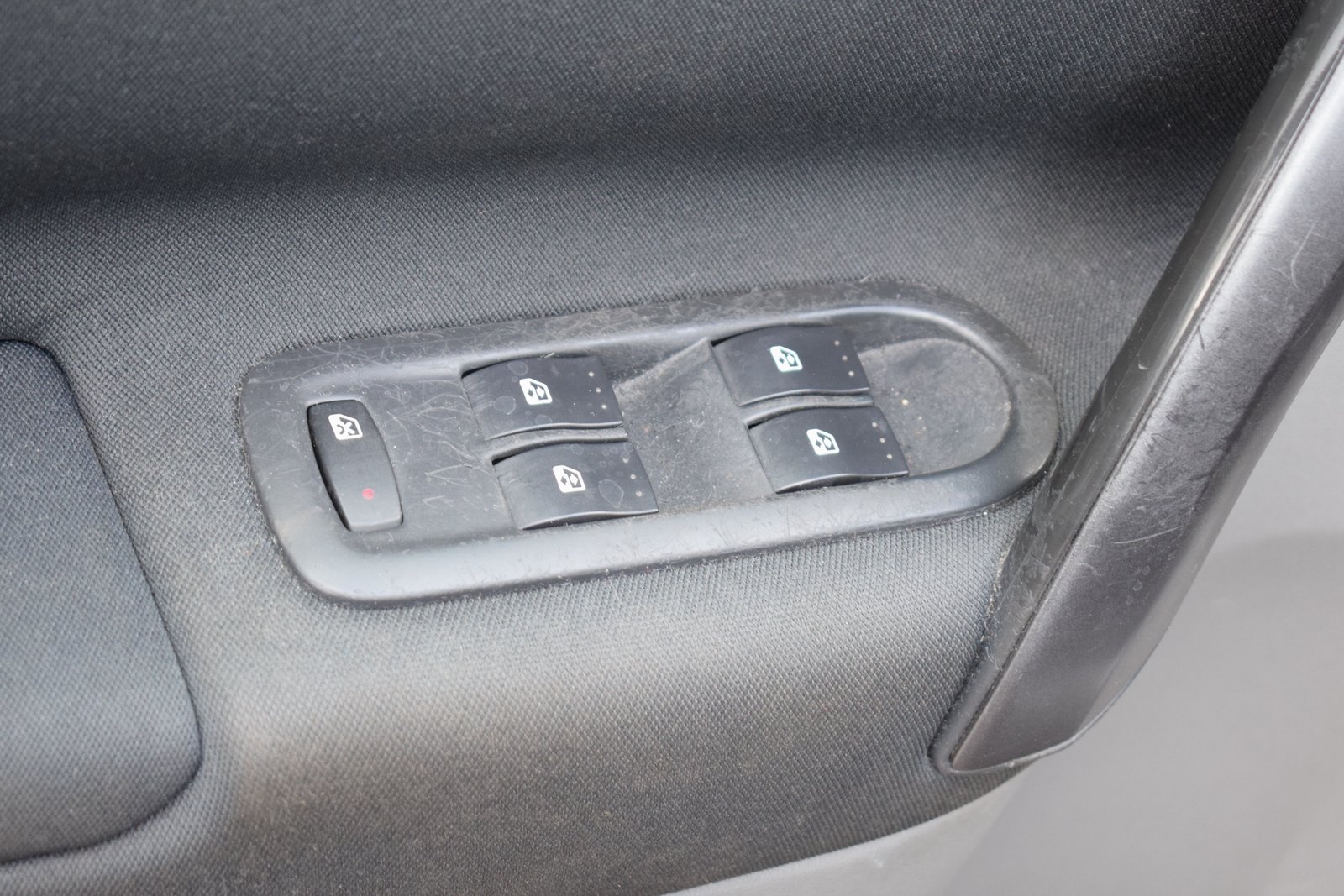 RENAULT Scénic 2.0 16V Authentique Confort, Benzin, Occasion / Gebraucht, Automatik - 6
