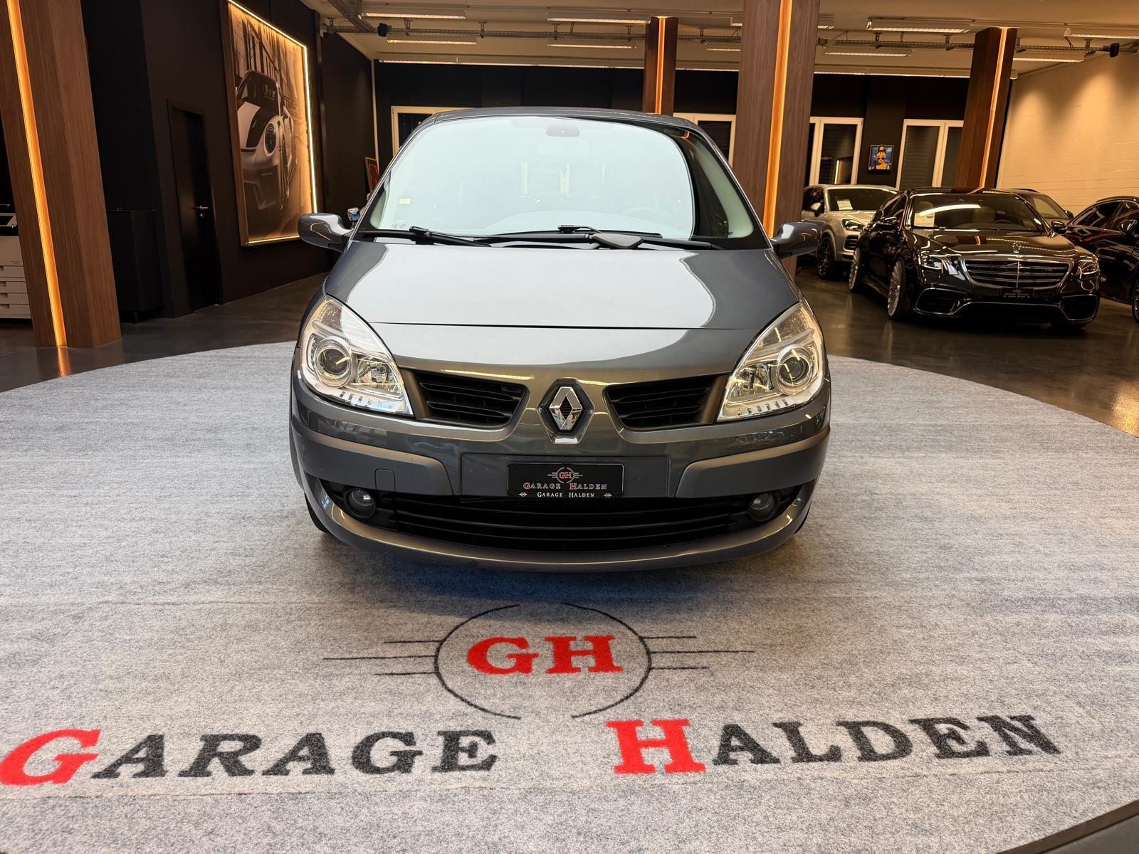 RENAULT Grand Scénic 2.0 16V Dynamique, Essence, Occasion / Utilisé, Automatique - 2