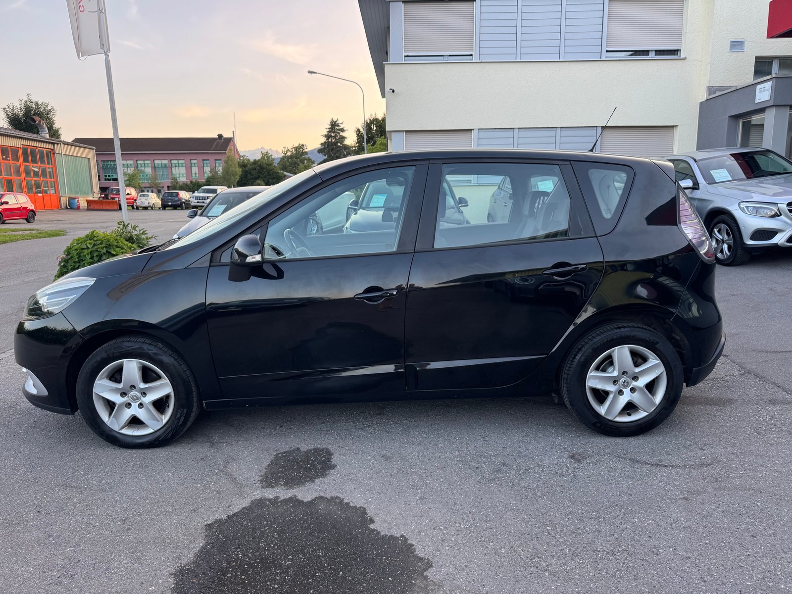 RENAULT Scénic 1.5 dCi Energy EDC, Diesel, Second hand / Used, Automatic - 5