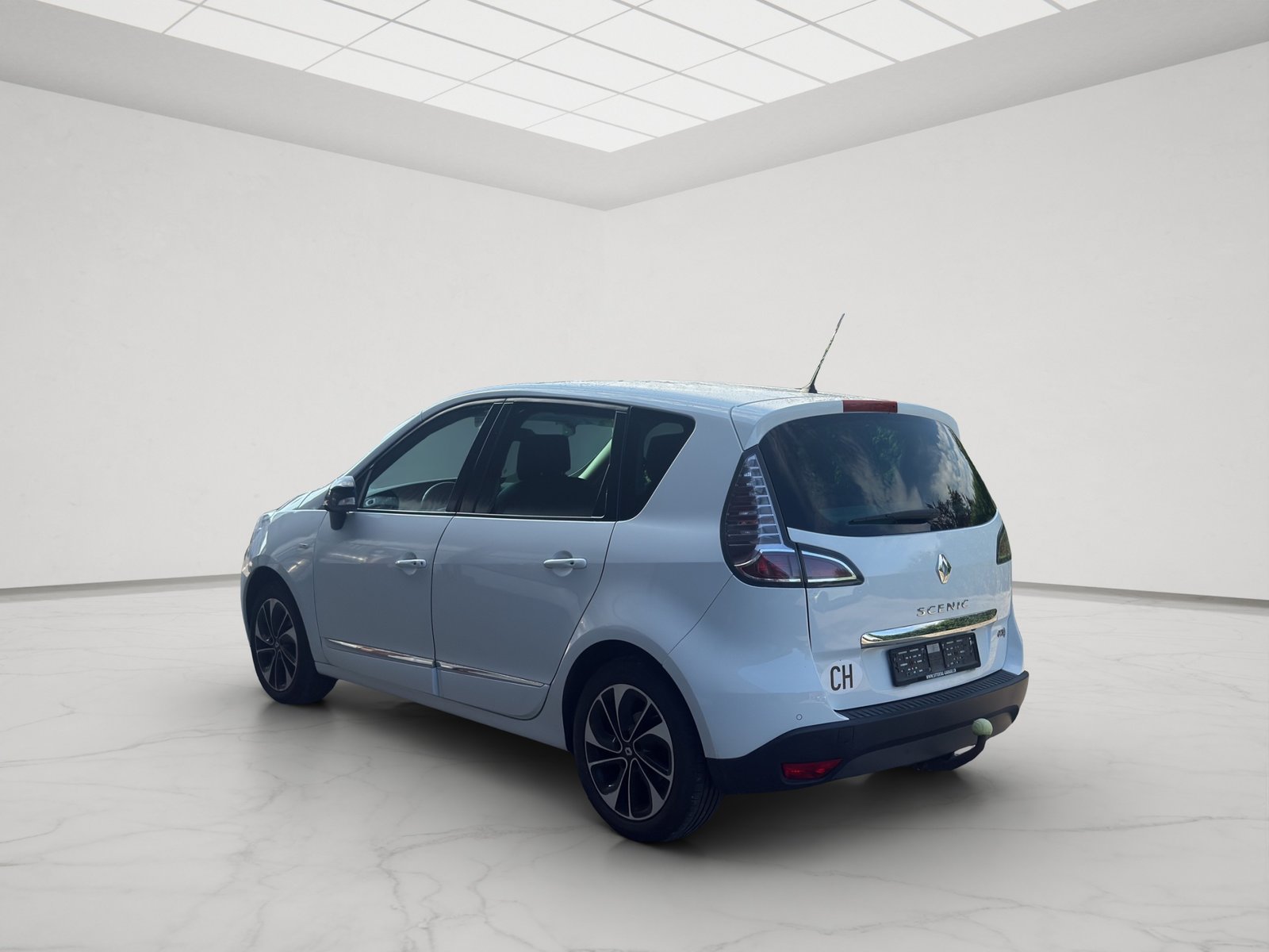 RENAULT Scénic 1.5 dCi Bose EDC, Diesel, Occasion / Utilisé, Automatique - 6