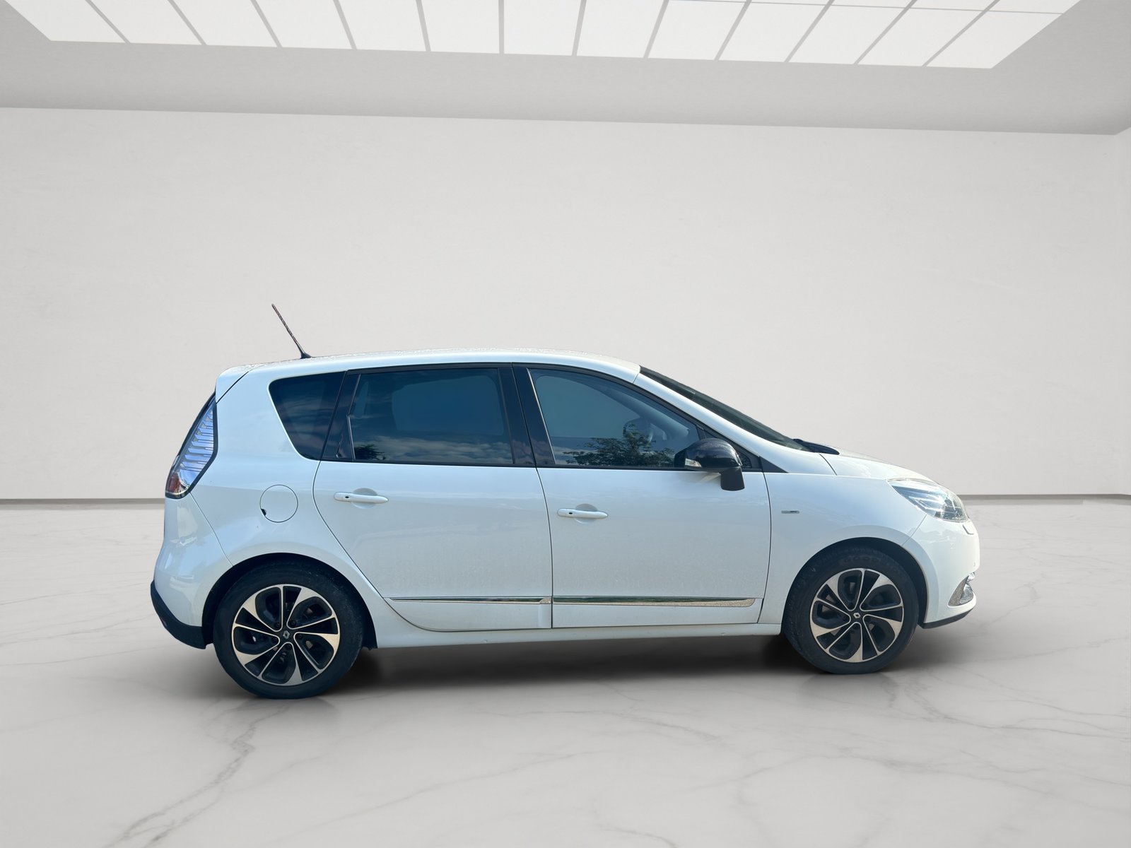 RENAULT Scénic 1.5 dCi Bose EDC, Diesel, Occasion / Utilisé, Automatique - 7