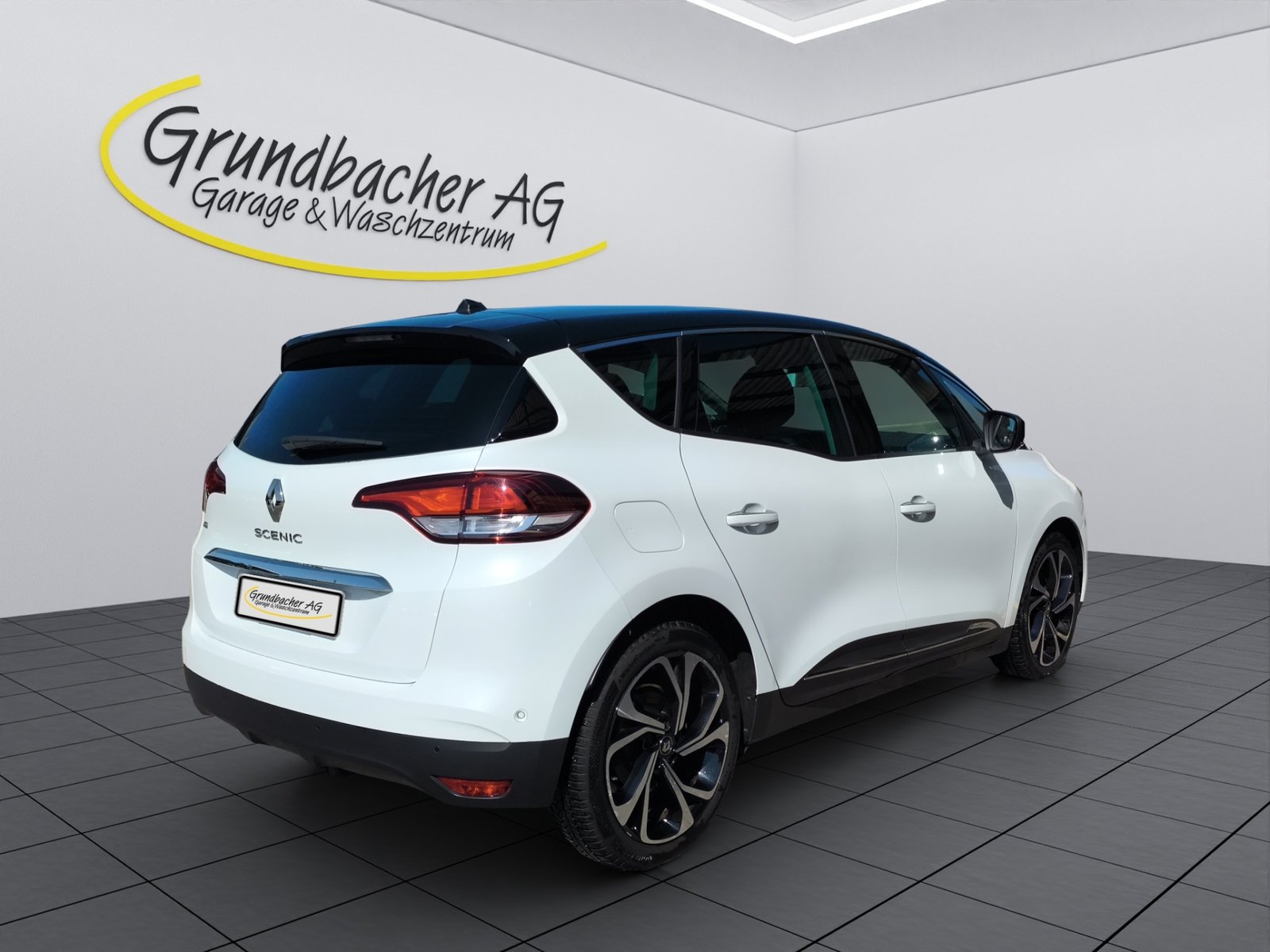 RENAULT Scénic 1.3 TCe 160 Intens Adva, Petrol, Second hand / Used, Automatic - 7