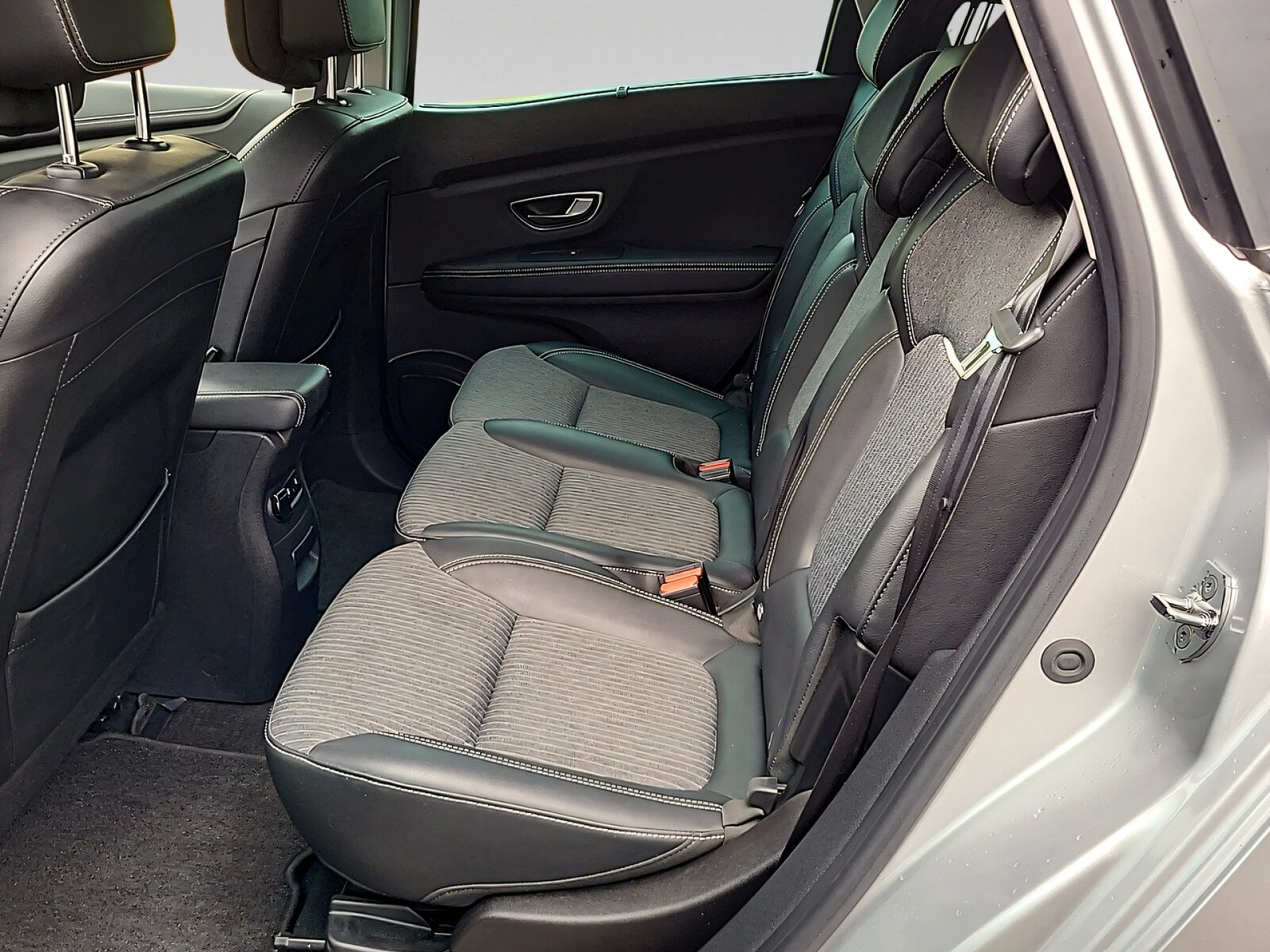 RENAULT Scénic Intens TCe 140 EDC, Benzina, Occasioni / Usate, Automatico - 6