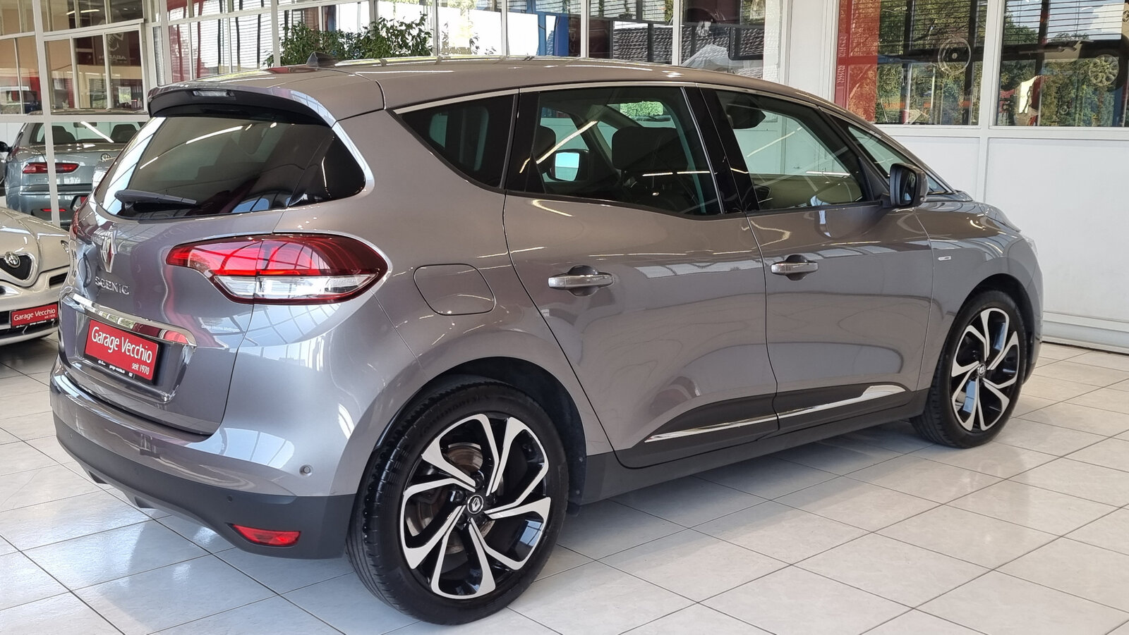 RENAULT Scénic 1.6 dCi Bose, Diesel, Occasion / Utilisé, Manuelle - 5