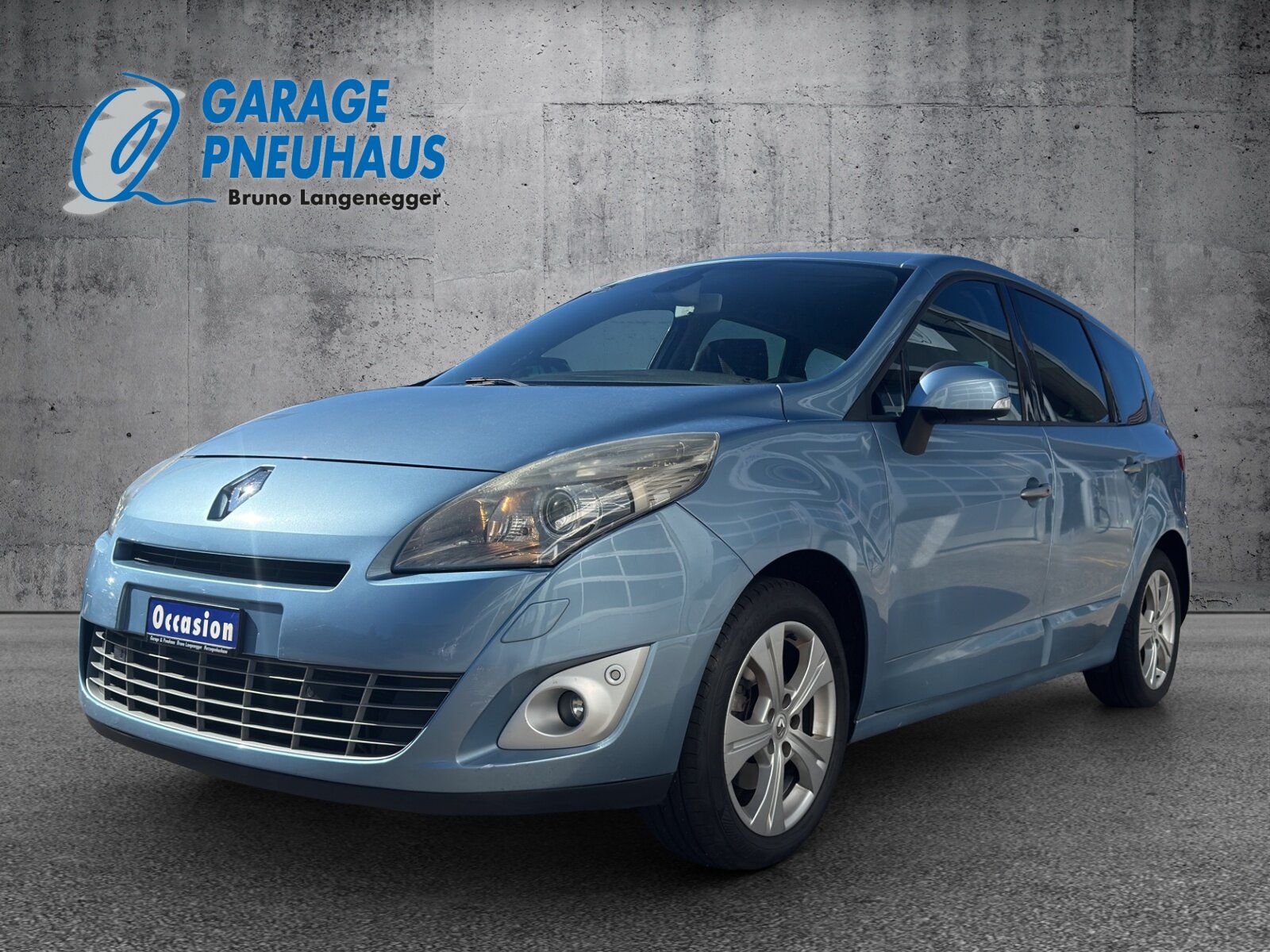 RENAULT Scénic 2.0 16V Dynamique X-Tronic CVT