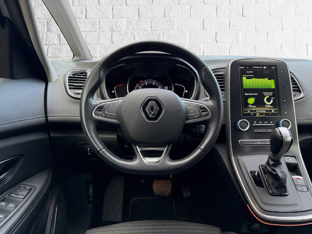 RENAULT Scénic 1.3 TCe 140 Intens EDC, Benzin, Occasion / Gebraucht, Automatik - 7