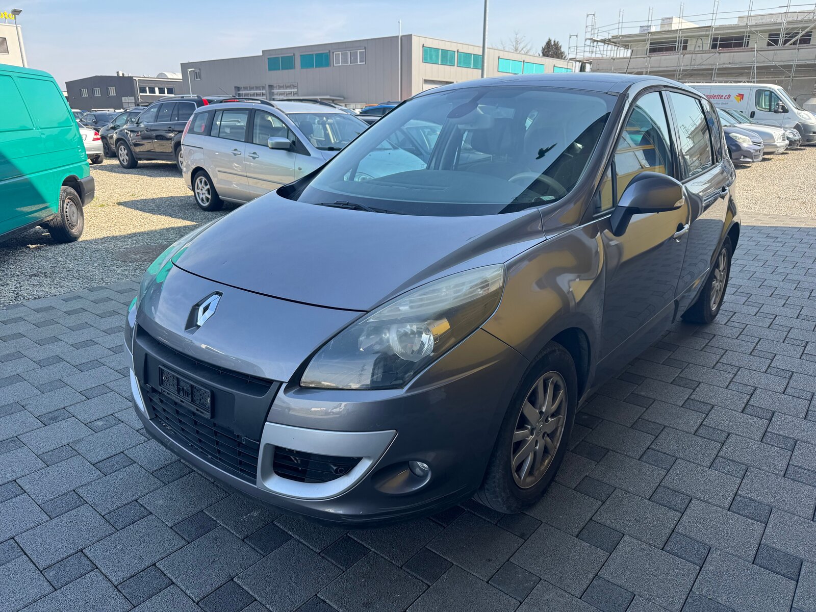 RENAULT Scénic 2.0 16V Dynamique X-Tronic CVT