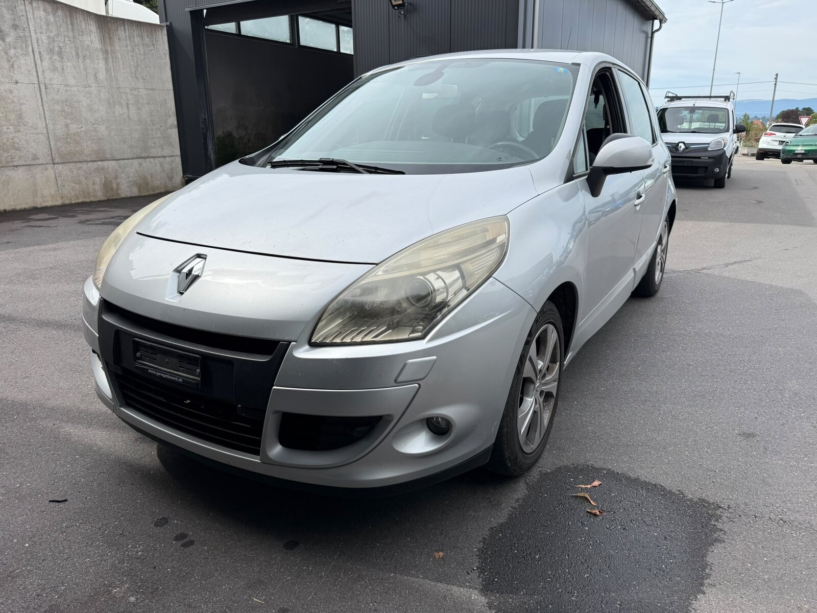 RENAULT Scénic 2.0 16V Dynamique X-Tronic CVT