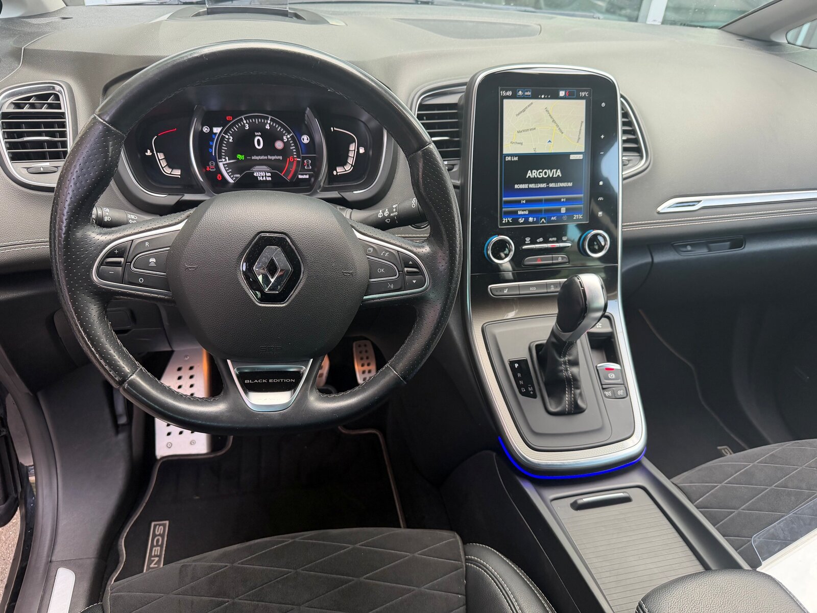 RENAULT Scénic 1.3 16V Turbo Black Edition EDC, Essence, Occasion / Utilisé, Automatique - 7