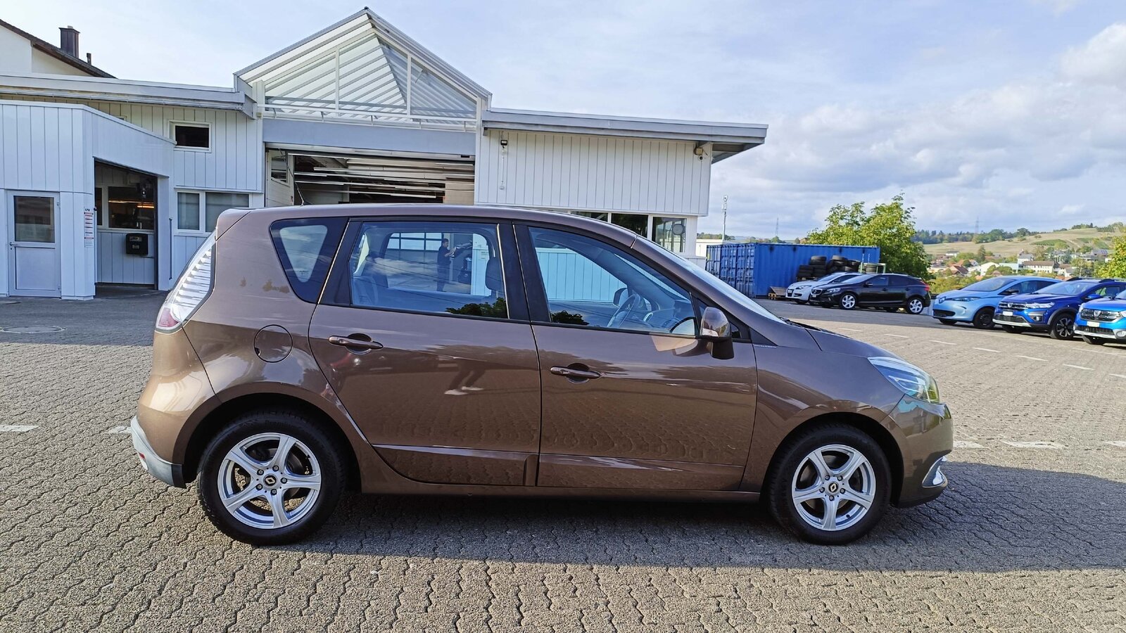 RENAULT Scénic 1.6 110 Expression, Essence, Occasion / Utilisé, Manuelle - 5