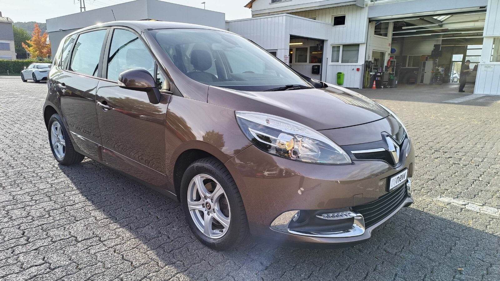 RENAULT Scénic 1.6 110 Expression, Essence, Occasion / Utilisé, Manuelle - 6
