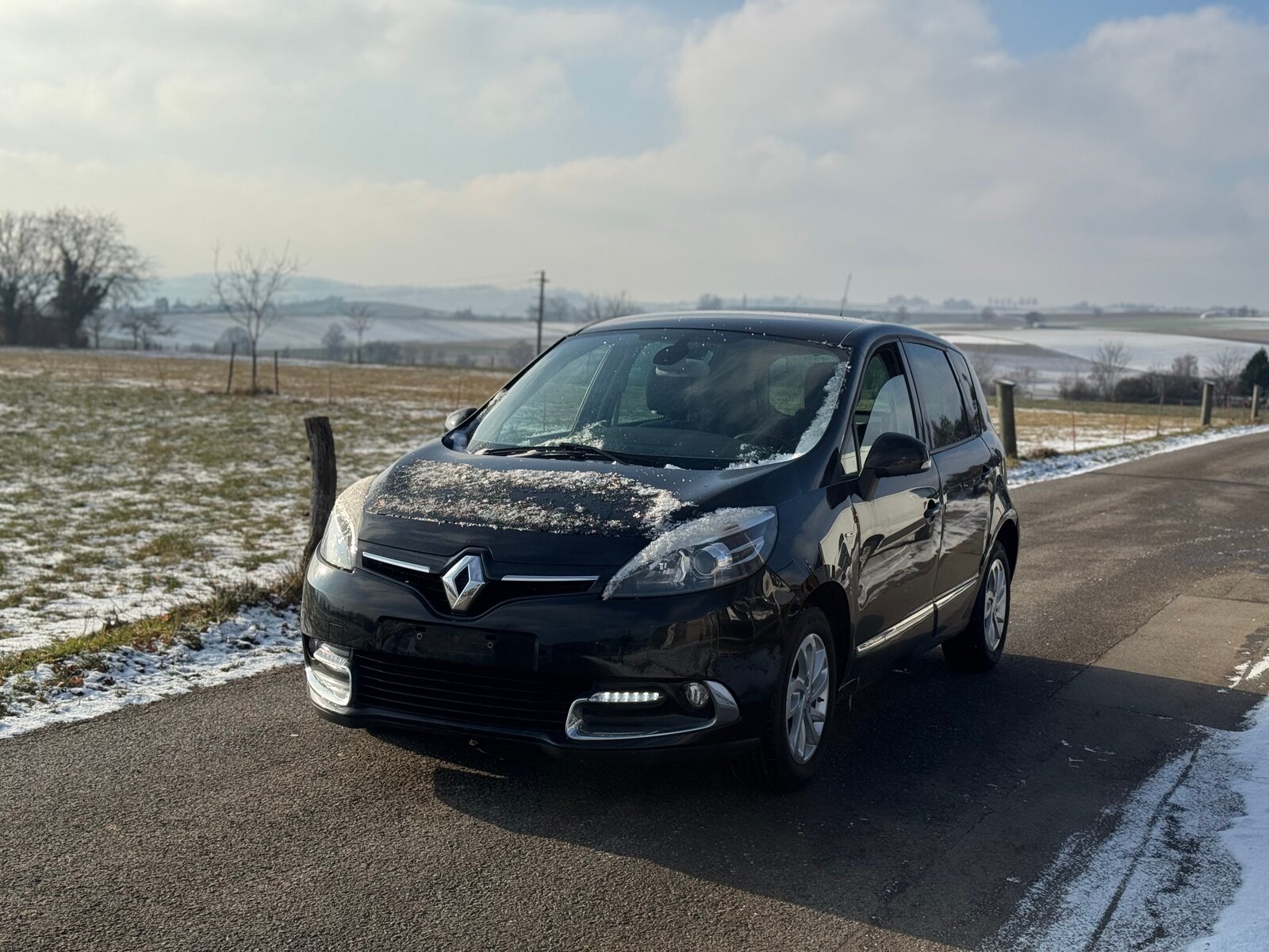 RENAULT Scénic 1.2 16V Turbo Swiss Edition