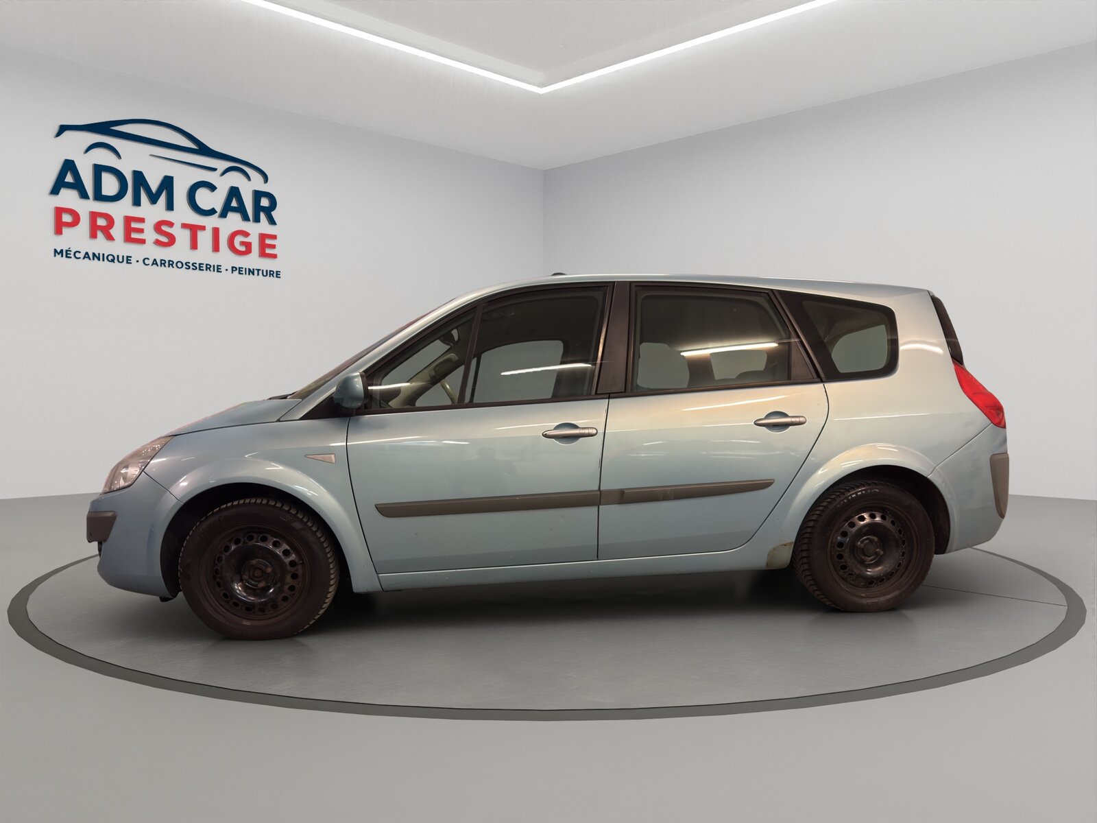 RENAULT Scénic Break 2.0 16V Privilège, Petrol, Second hand / Used, Automatic - 3