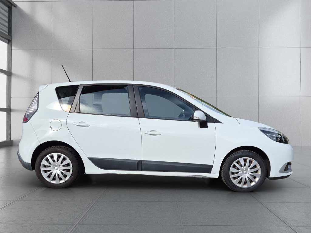 RENAULT SCéNIC 1.6 110 Expression, Benzin, Occasion / Gebraucht, Handschaltung - 4