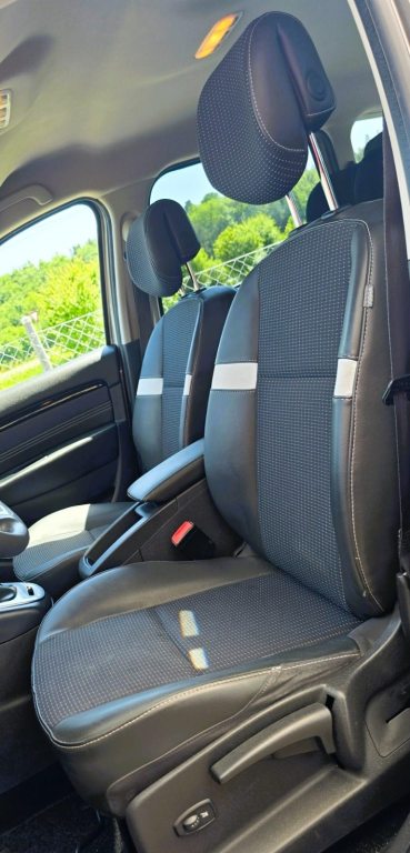 RENAULT SCéNIC 1.5 dCi Dynamique EDC, Diesel, Occasion / Gebraucht, Automatik - 7