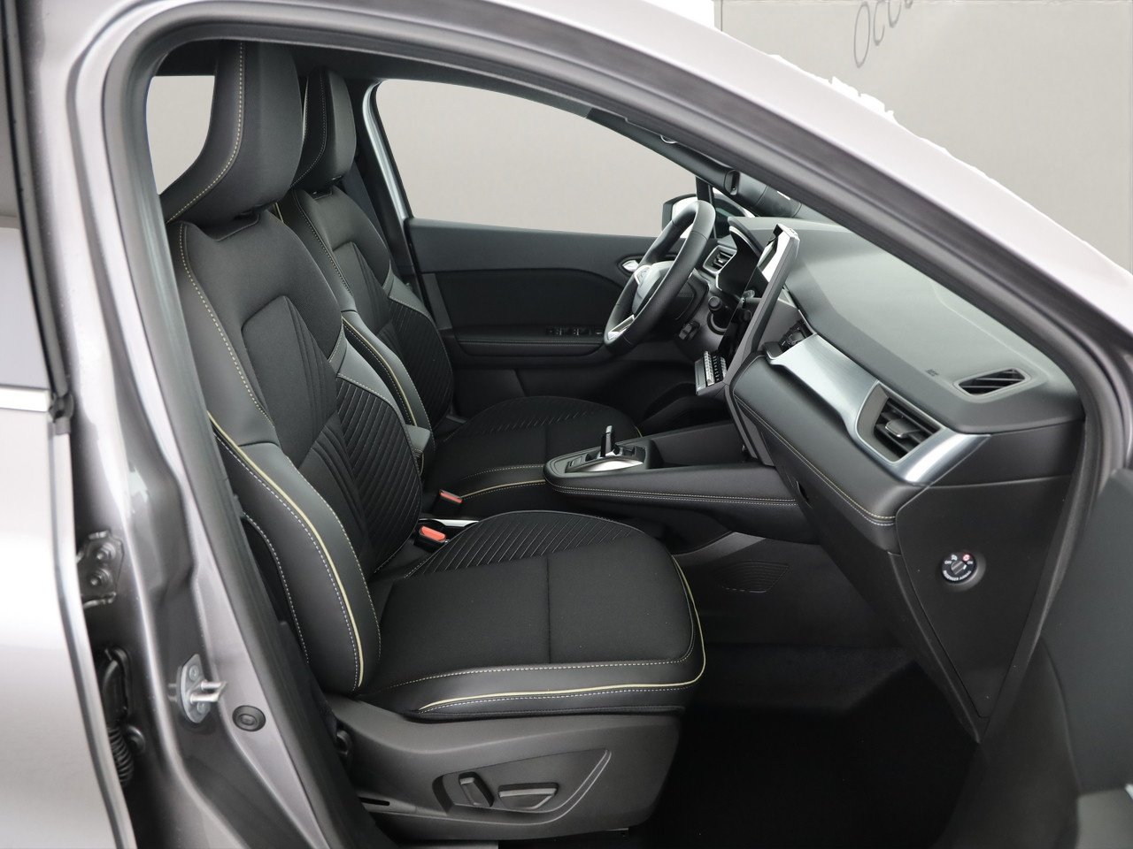 RENAULT Symbioz 1.8 E-Tech iconic, Full-Hybrid Petrol/Electric, New car, Automatic - 7
