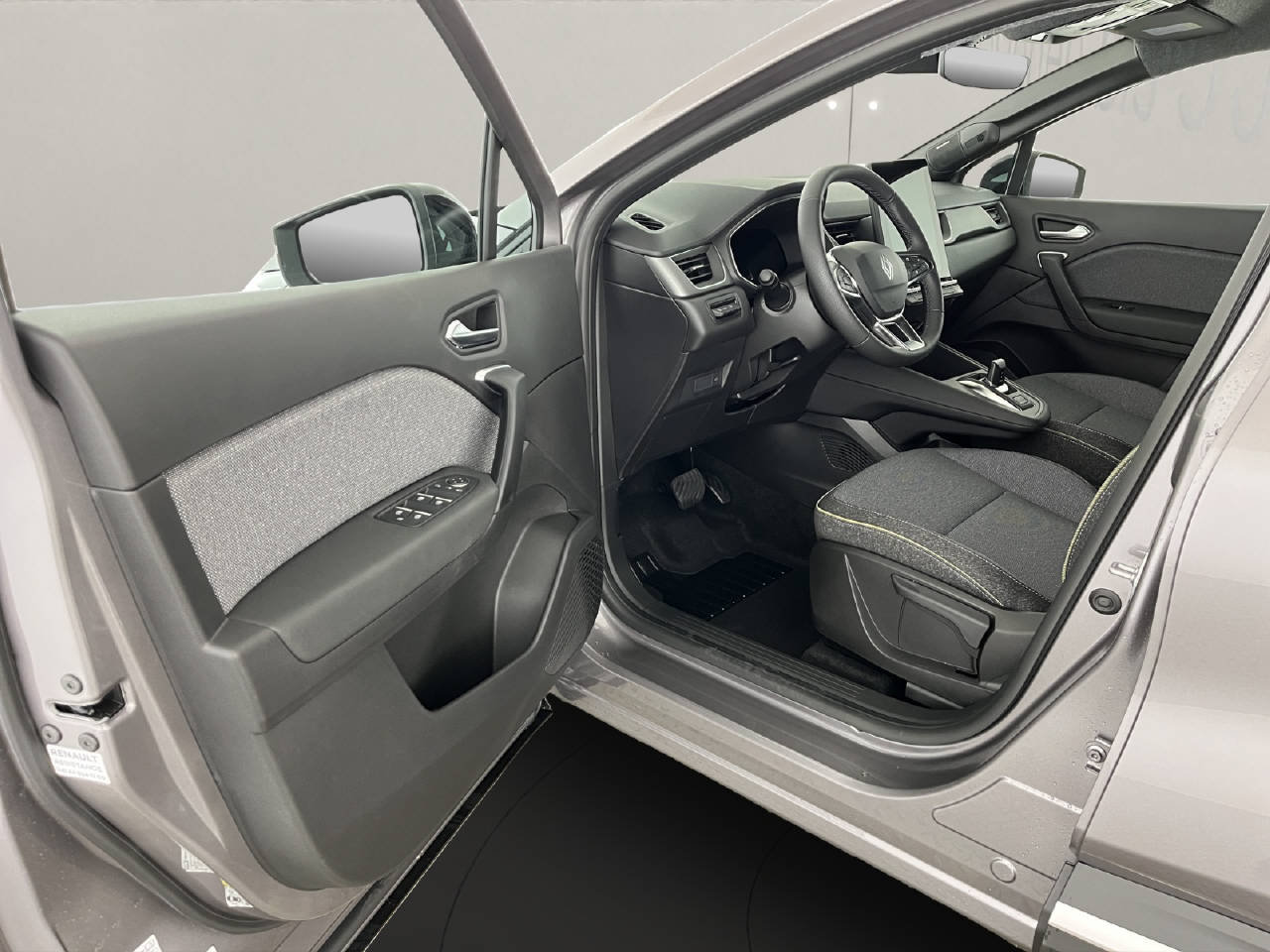 RENAULT Symbioz 1.8 E-Tech techno, Full-Hybrid Petrol/Electric, New car, Automatic - 7