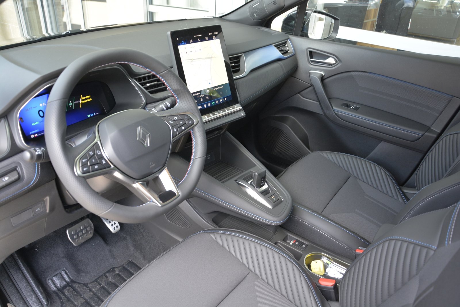 RENAULT SYMBIOZ FULL HYBRID E-TECH esprit Alpine full hybrid E-Tech , Hybride Intégral Essence/Électricité, Voiture nouvelle, Automatique - 5