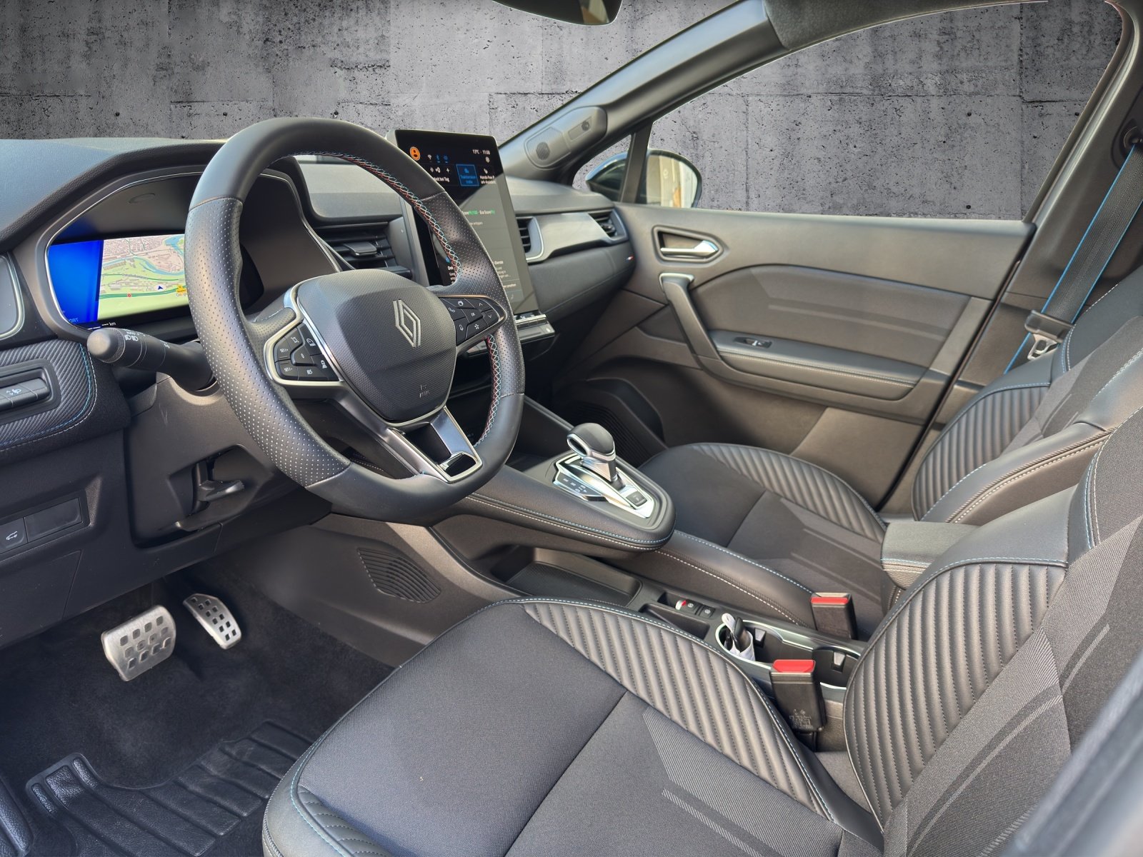 RENAULT Symbioz 1.6 E-Tech Esprit Alpine, Full-Hybrid Petrol/Electric, Second hand / Used, Automatic - 2