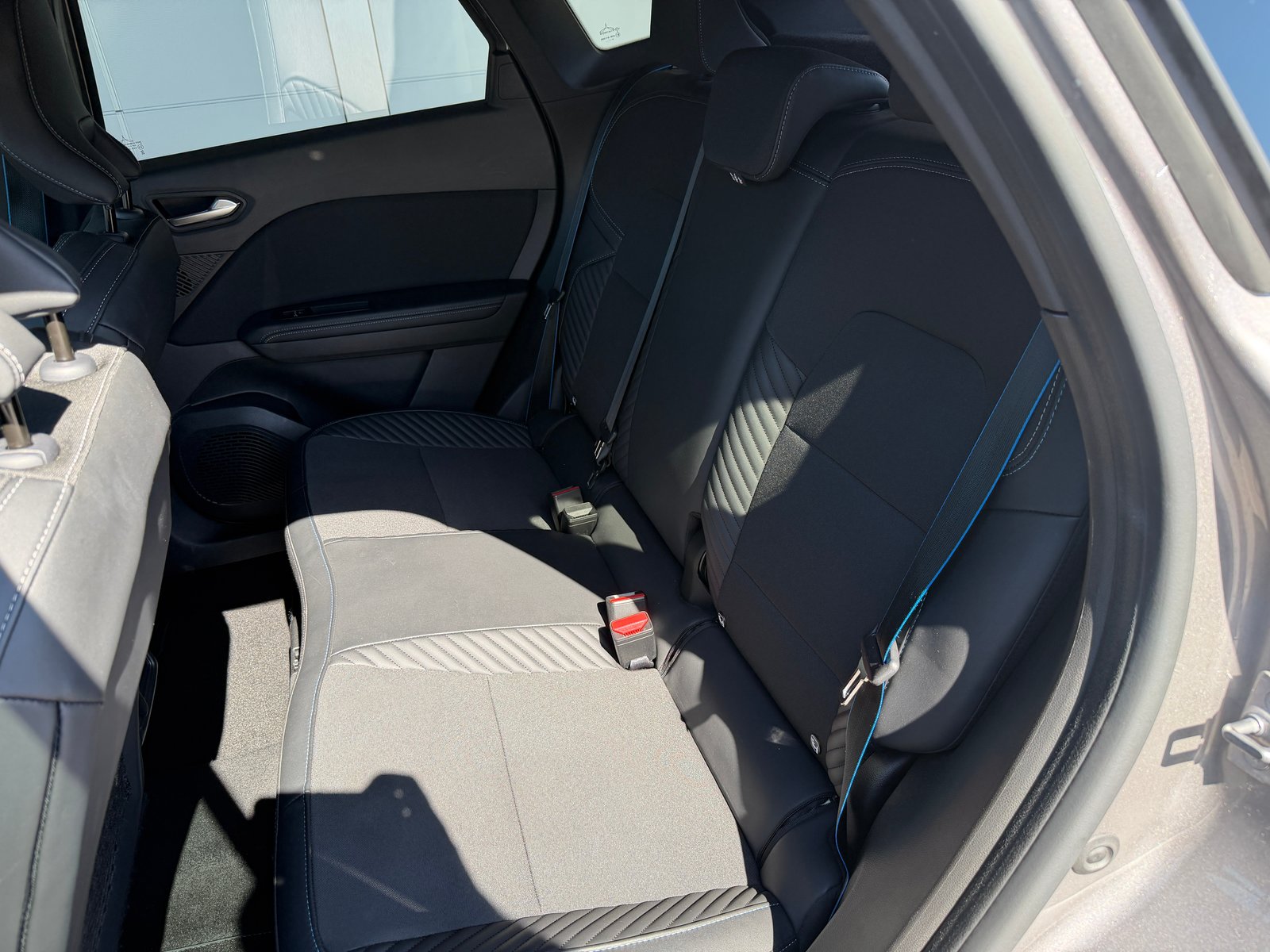 RENAULT Symbioz 1.6 E-Tech esprit Alpine, Hybride Intégral Essence/Électricité, Occasion / Utilisé, Automatique - 7