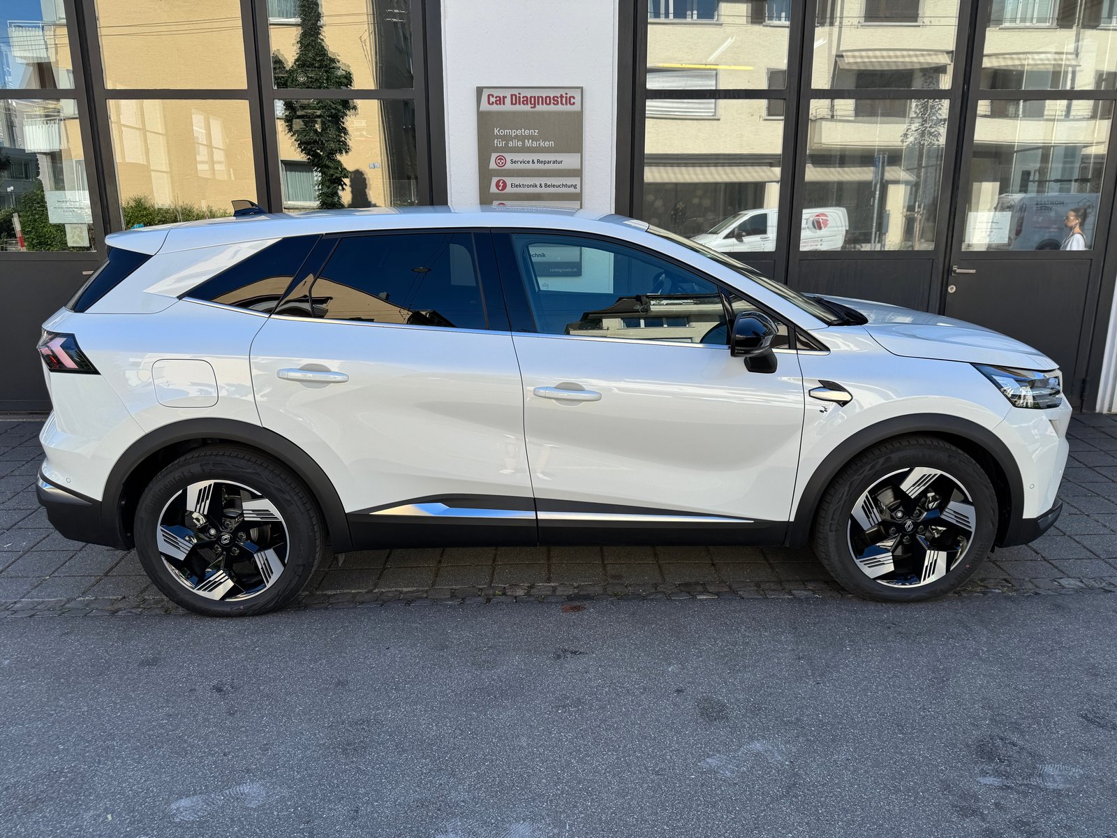 RENAULT Symbioz 1.6 E-Tech Techno, Voll-Hybrid Benzin/Elektro, Occasion / Gebraucht, Automatik - 4