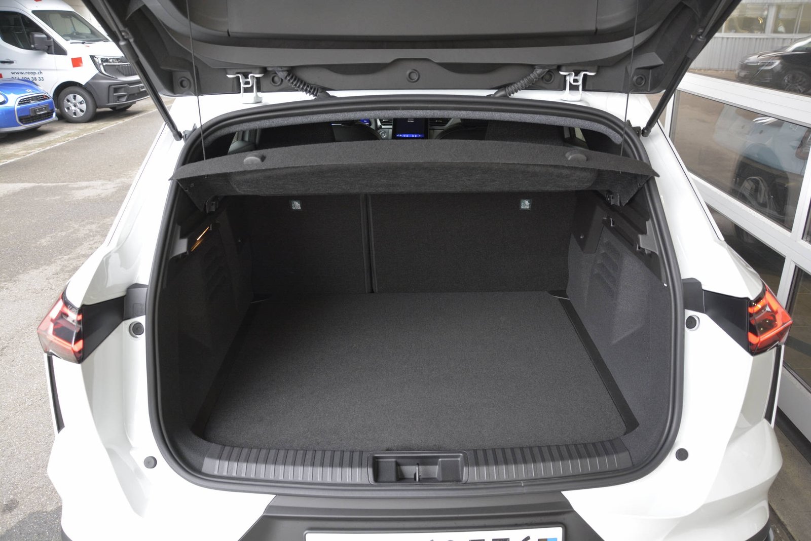 RENAULT Symbioz E-Tech full Hybrid techno160, Voll-Hybrid Benzin/Elektro, Vorführwagen, Automatik - 6