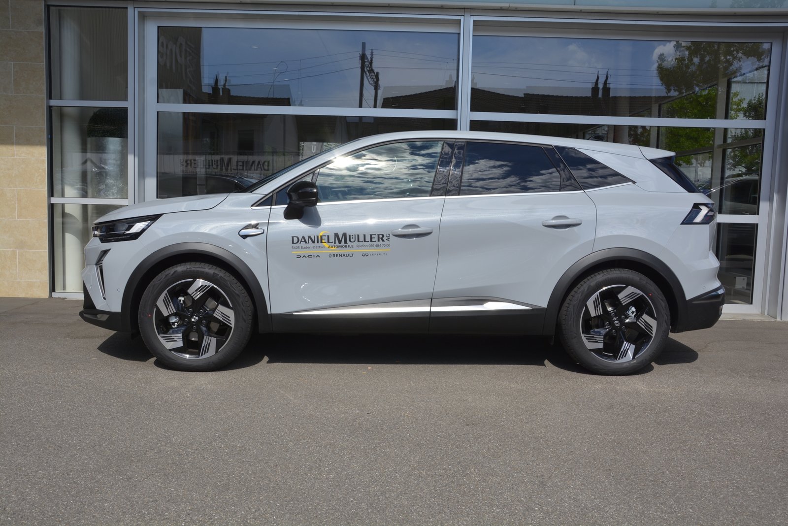 RENAULT SYMBIOZ techno full hybrid E-Tech 160, Full-Hybrid Petrol/Electric, Ex-demonstrator, Automatic - 3