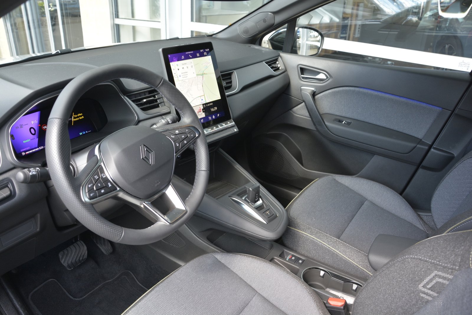 RENAULT SYMBIOZ techno full hybrid E-Tech 160, Full-Hybrid Petrol/Electric, Ex-demonstrator, Automatic - 5