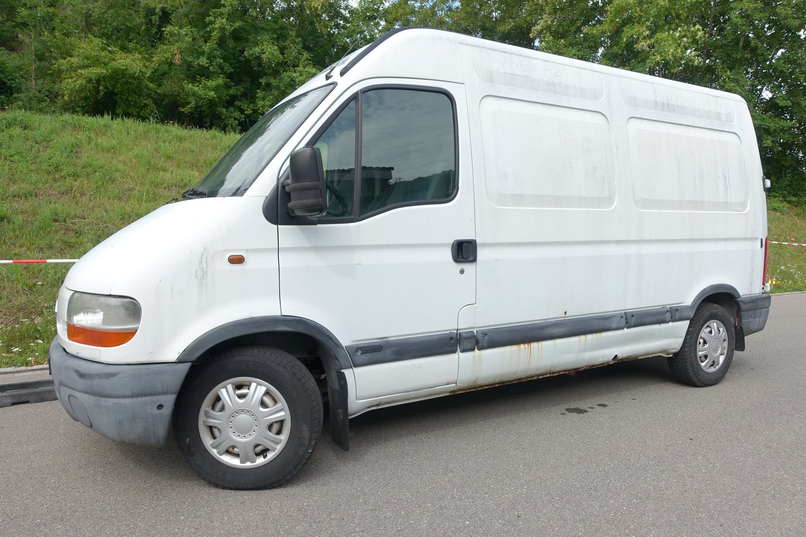 RENAULT T28-80 2.5D L3 H3