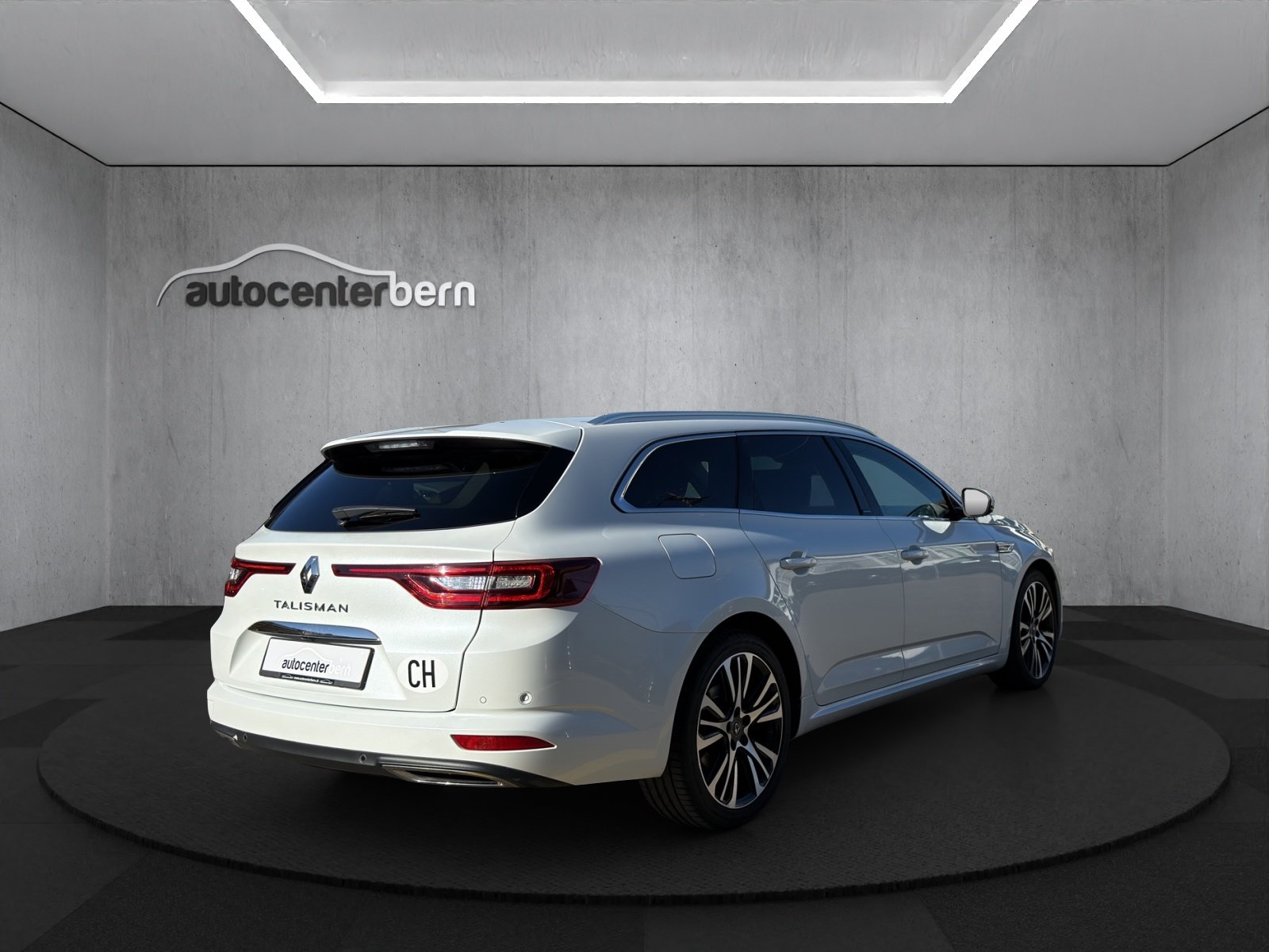 RENAULT Talisman Grandtour 1.8 TCe Initiale EDC, Petrol, Second hand / Used, Automatic - 7