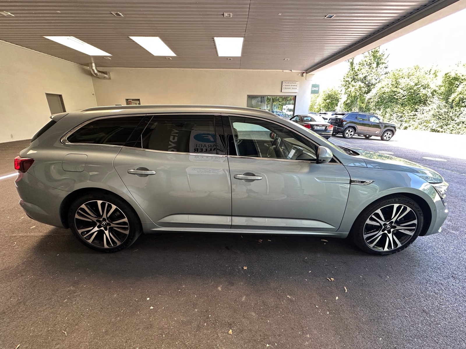 RENAULT Talisman Grandtour 1.8 TCe Initiale Paris, Essence, Occasion / Utilisé, Automatique - 6