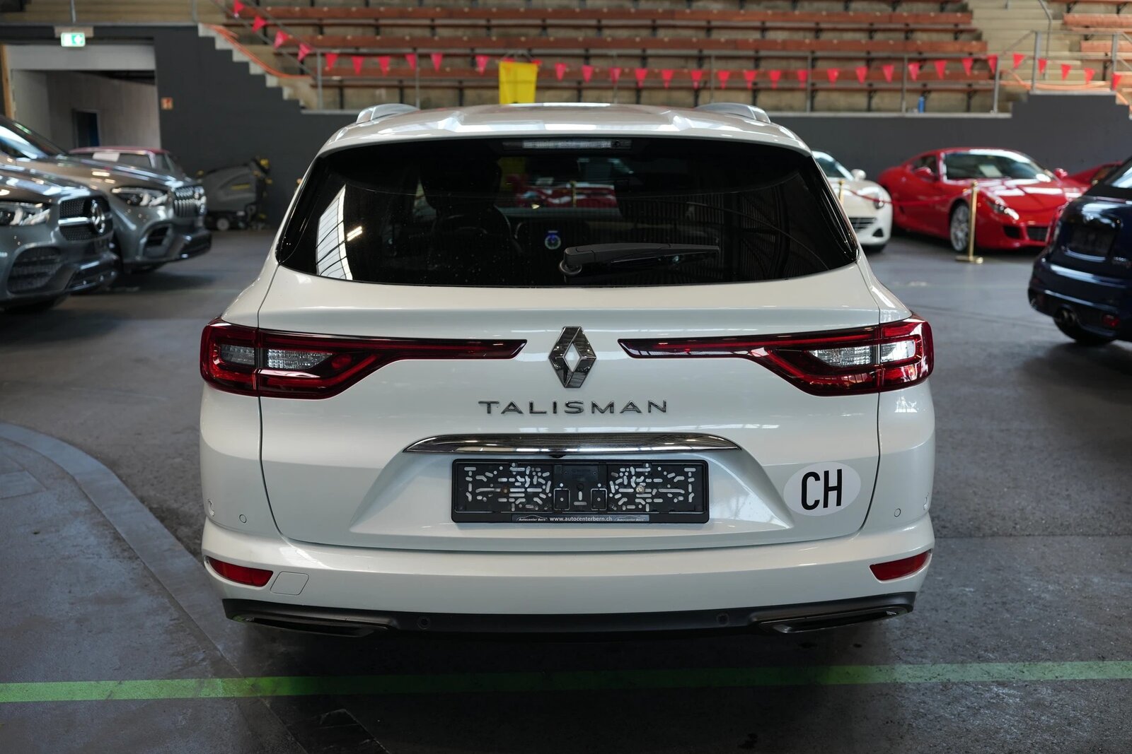 RENAULT Talisman 1.8 TCe Initiale EDC, Essence, Occasion / Utilisé, Automatique - 3