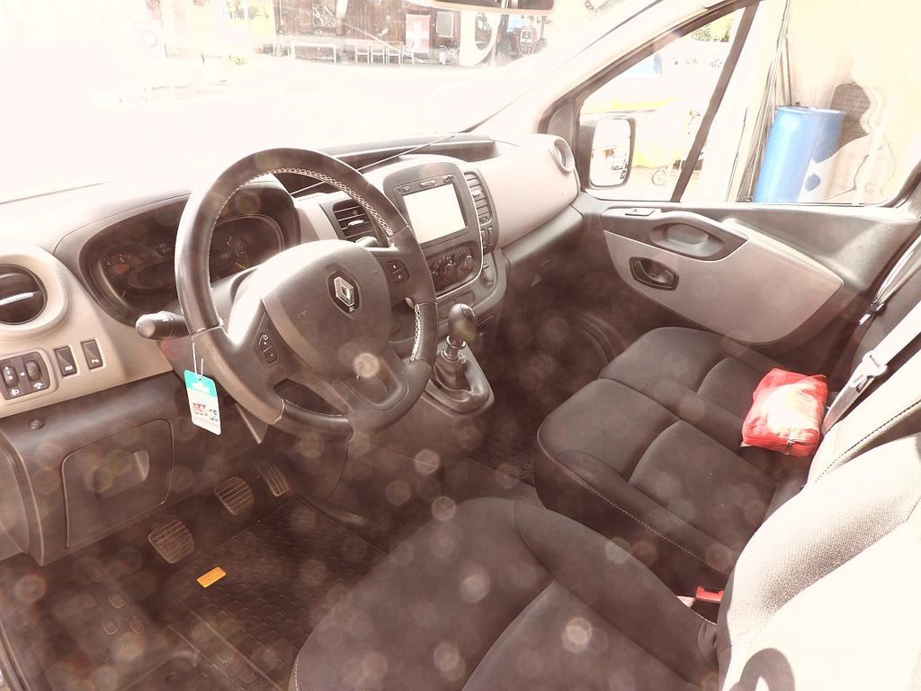 RENAULT Trafic Grand Passenger 1.6 dCi TwinTurbo Expression, Diesel, Second hand / Used, Manual - 7