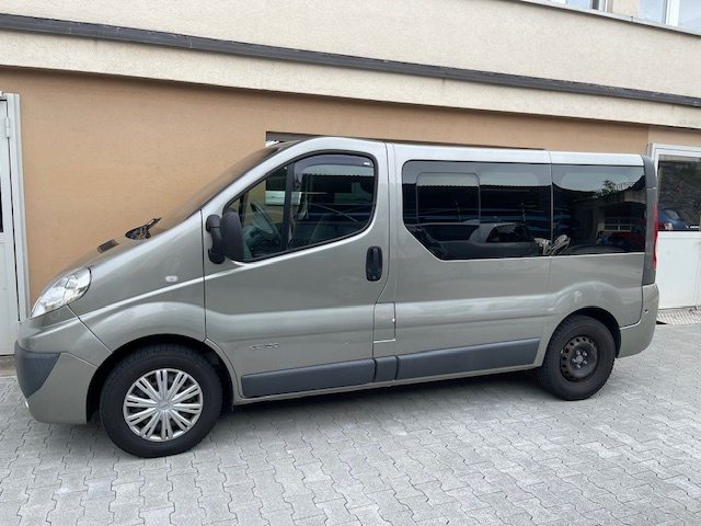 RENAULT Trafic Bus 2.7 t L1, Diesel, Second hand / Used, Manual - 7