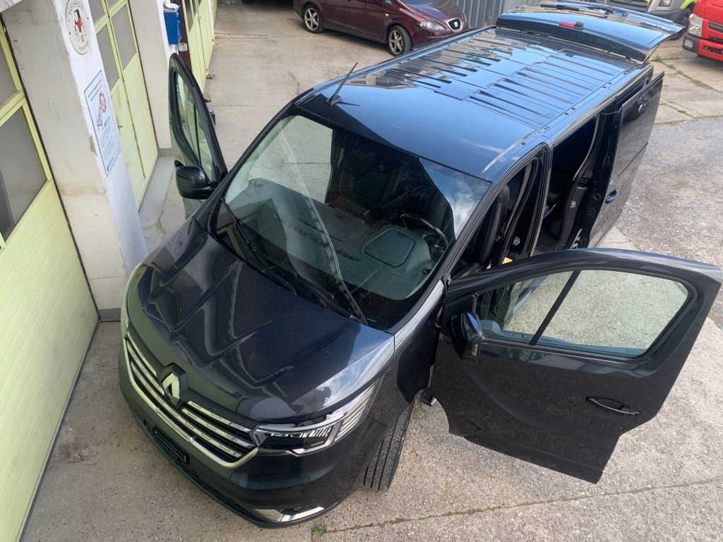 RENAULT Trafic 2.0 dCi Blue 150 Spaceclass, Diesel, Second hand / Used, Manual - 3