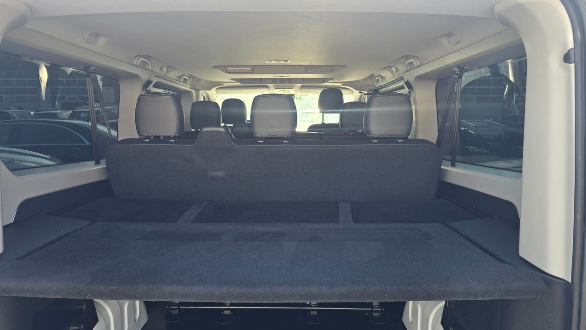 RENAULT Trafic Blue dCi 170 Grand Passenger Techno EDC, Diesel, Second hand / Used, Automatic - 7