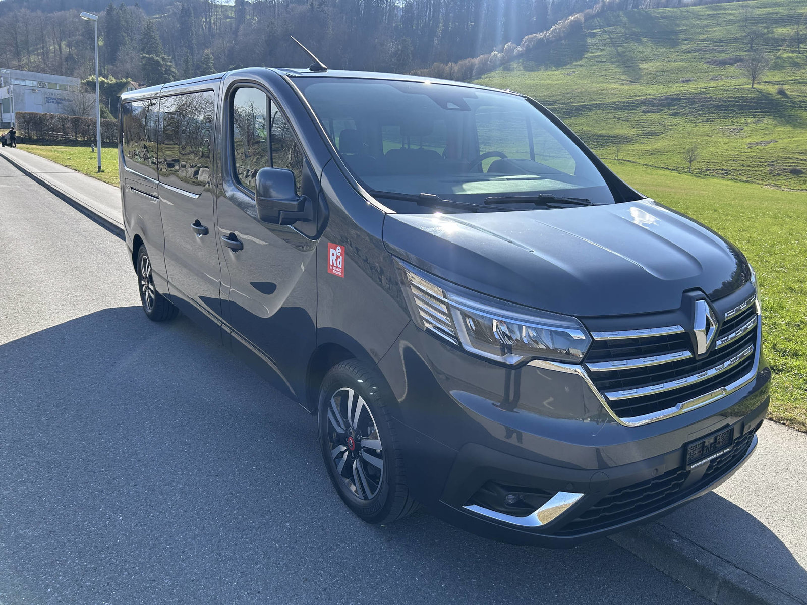 RENAULT Trafic L2H1 Kombi 170 PS DSG, Diesel, Occasion / Gebraucht, Automatik - 2