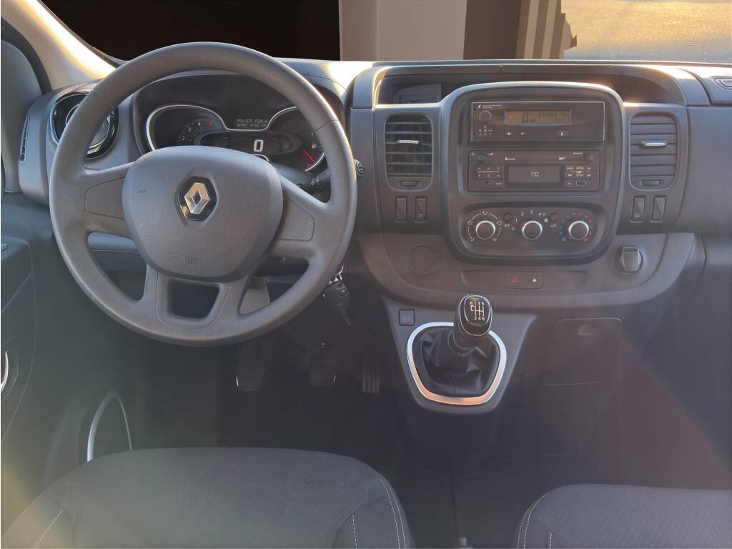 RENAULT Trafic Blue dCi 120 Passenger Life, Diesel, Second hand / Used, Manual - 5