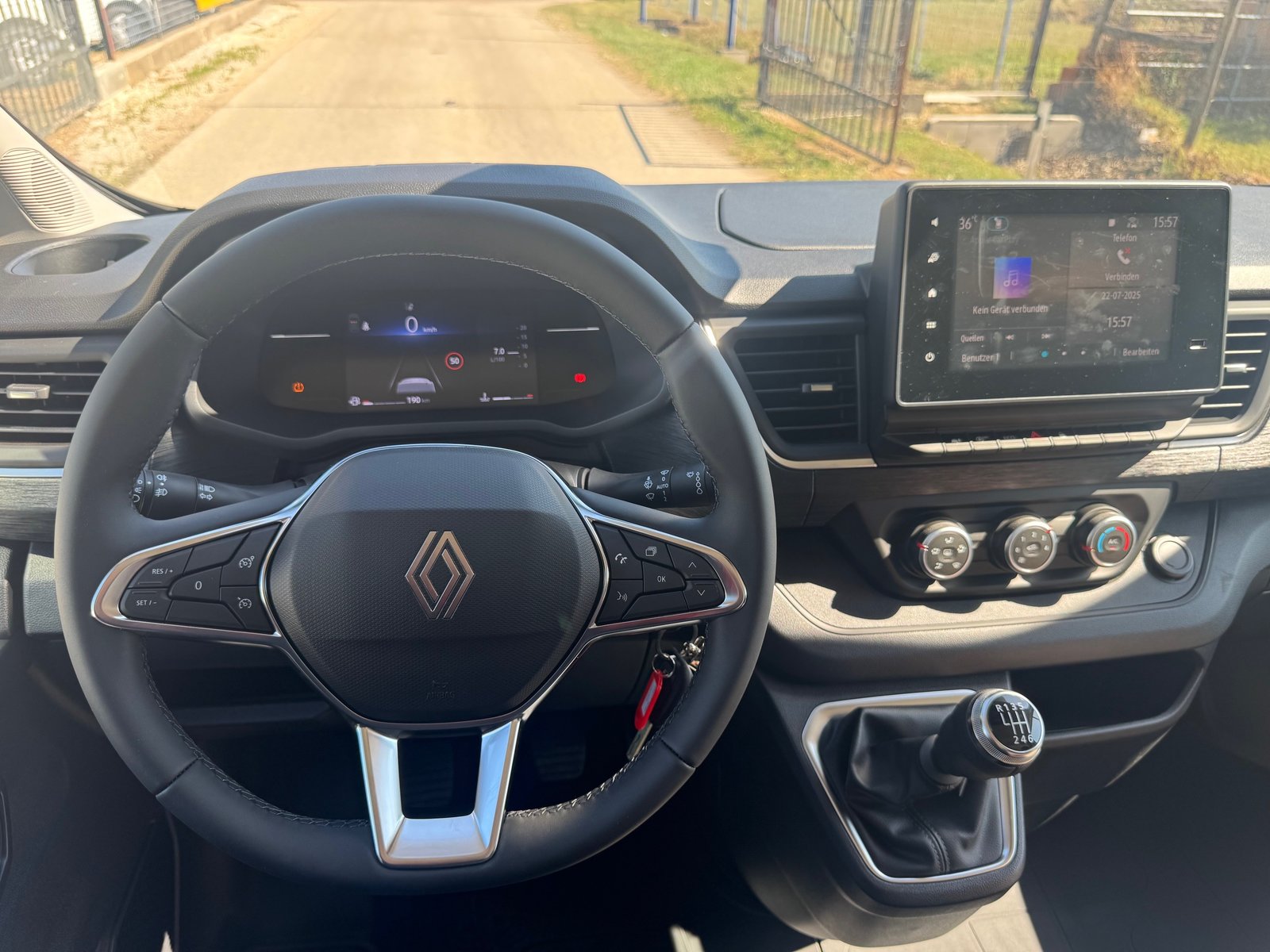 RENAULT L2H1 mit 2 x Schiebetüre Links und Rechts und Navigation un, Diesel, Auto nuove, Manuale - 7
