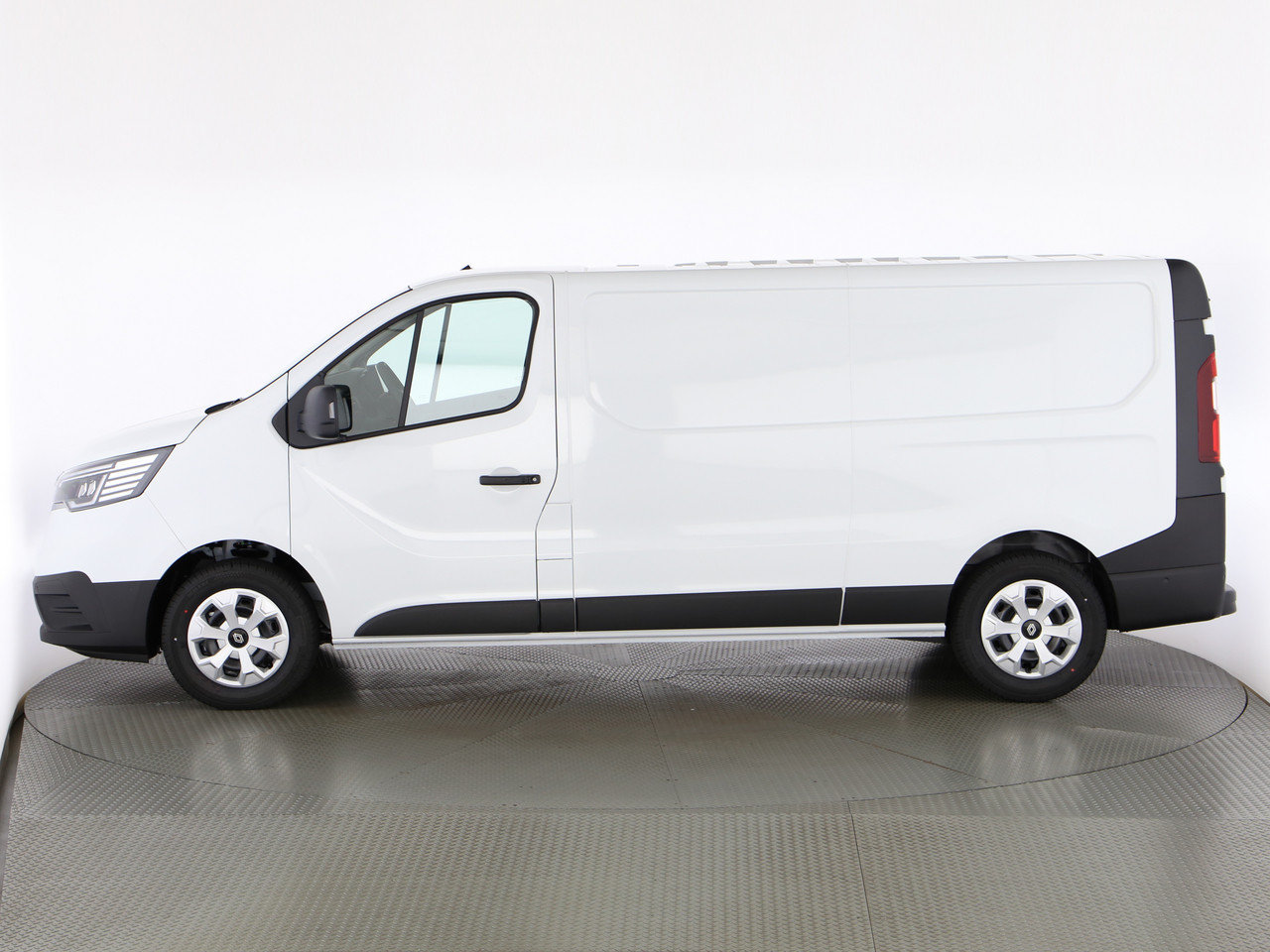 RENAULT Trafic Kaw. 3.0 t L2 H1 2.0 dCi 150 EAG9 E Ntzl., Diesel, New car, Automatic - 2