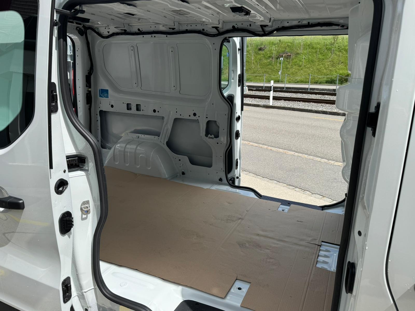 RENAULT Trafic Kaw. 3.0 t L1 H1 E-Tech Electric EV52 Advance, Électrique, Voiture nouvelle, Automatique - 7